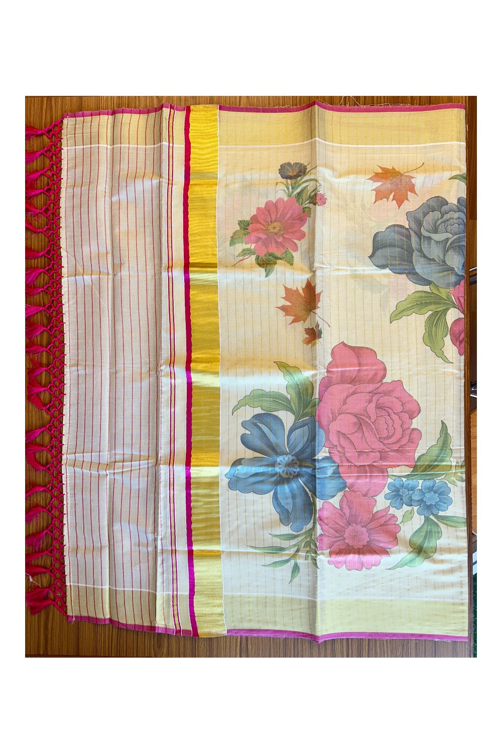 25% Discount!! Kaitharikada Kerala Cotton 24 inch Gold Magenta & Flower Pattern stripes Design Tissue Kasavu Saree - 39KK303VIN