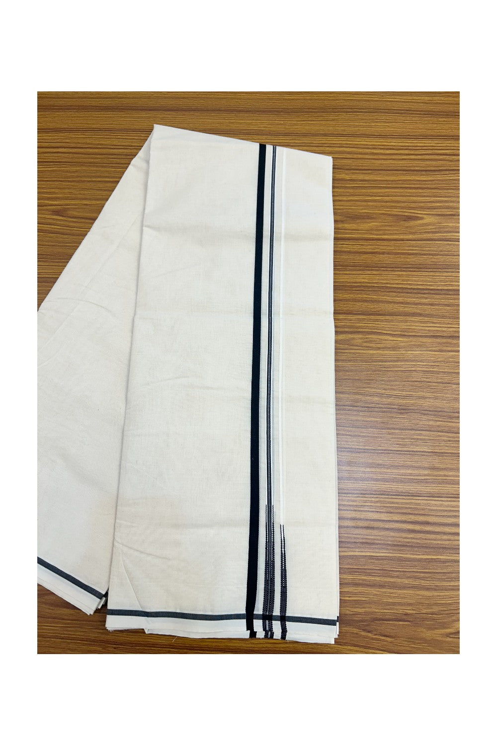 27% DISCOUNT!! KaithariKada Balaramapuram 100% Cotton off white Double - (Unbleached) Mundu/Dhoti-100x100 - 1 cm Puliyilakkara Black Double Chutty Kara - 4KK5187ASH