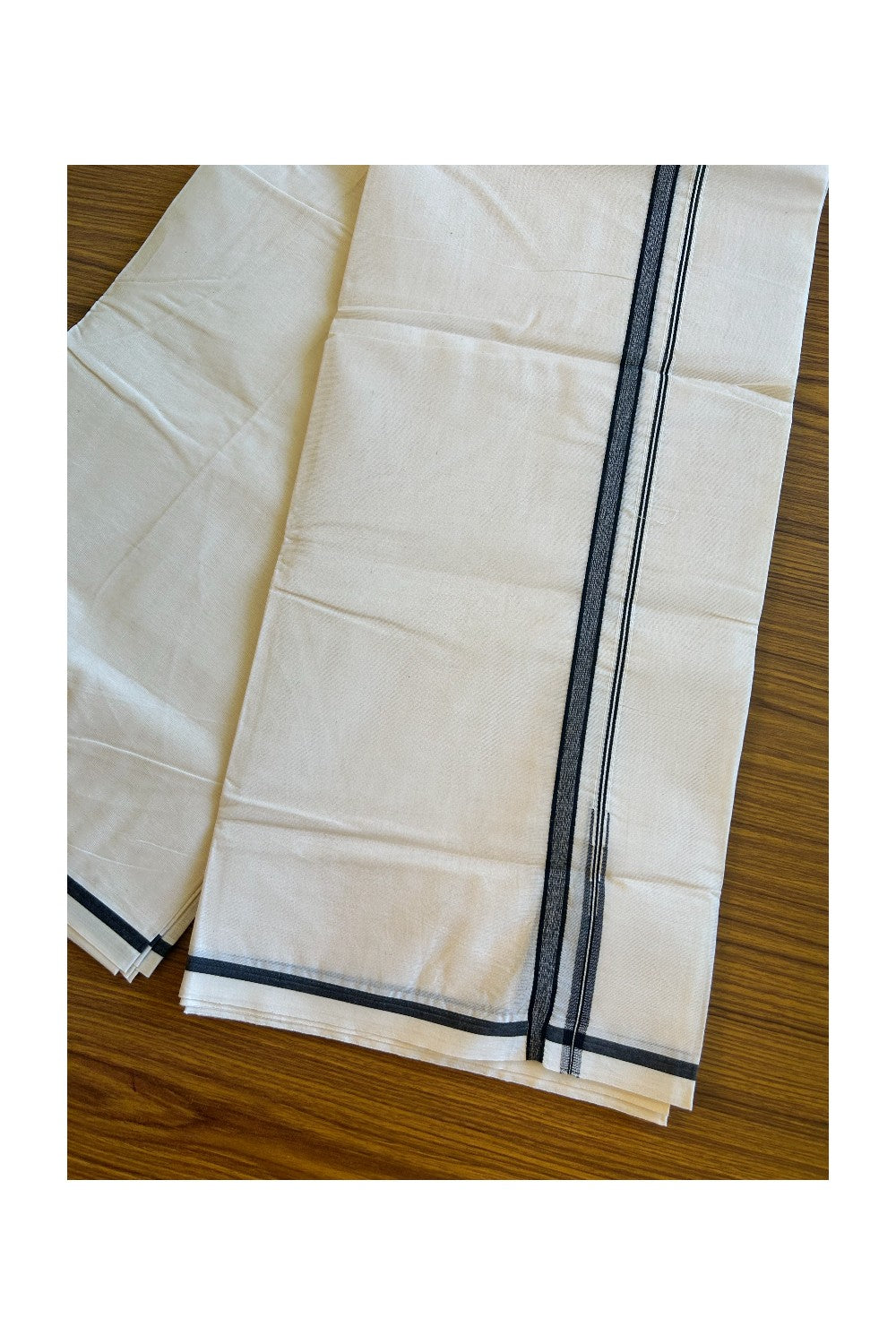 21% DISCOUNT !! KaithariKada Balaramapuram 100% Cotton Double Off white - (Unbleached) Mundu/Dhoti-100x100 0.5 inch  Puliyilakkara Black Chutty Kara- 49KK500KK