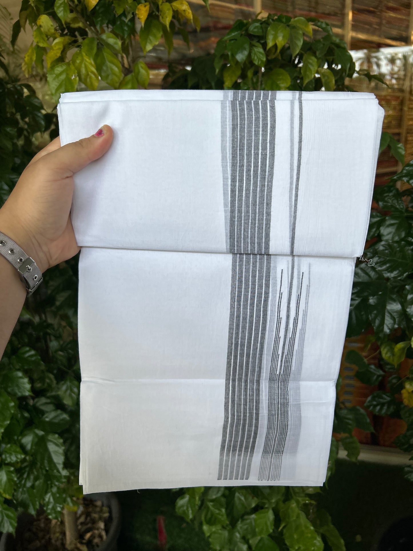 24% Discount! KaithariKada Balaramapuram 100% Cotton Pure white Double Mundu/Dhoti - (100x80)s - 1.5 inch Puliyilakkara Ash Black Stripes Chutty - 105 KK5258 THI