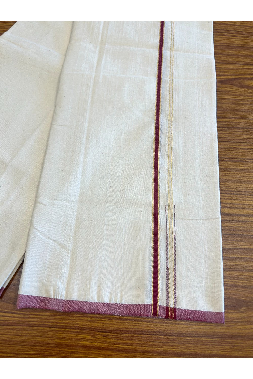SIGNATURE KAITHARIKADA EXCLUSIVE SINGLE DHOTI - 100% Cotton Balaramapuram HANDLOOM Single Mundu/Dhoti - Off White - (Unbleached) 1 cm Maroon & KASAVU Chutty Kara (2 meter / 4 muzham) - 5KK5040KAI