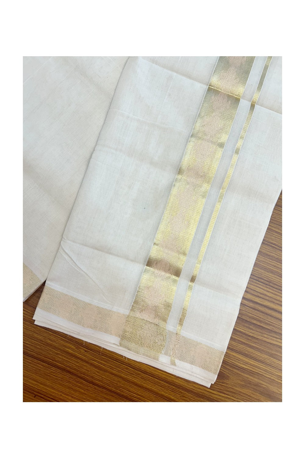 25% DISCOUNT ! KaithariKada HANDLOOM UNAKKUPAAV Balaramapuram - 100% PURE Cotton Off White - (Unbleached) Double Mundu/Dhoti - 1.75 inch Gold Kasavu Shankh Design Kara - 5KK5208ABH