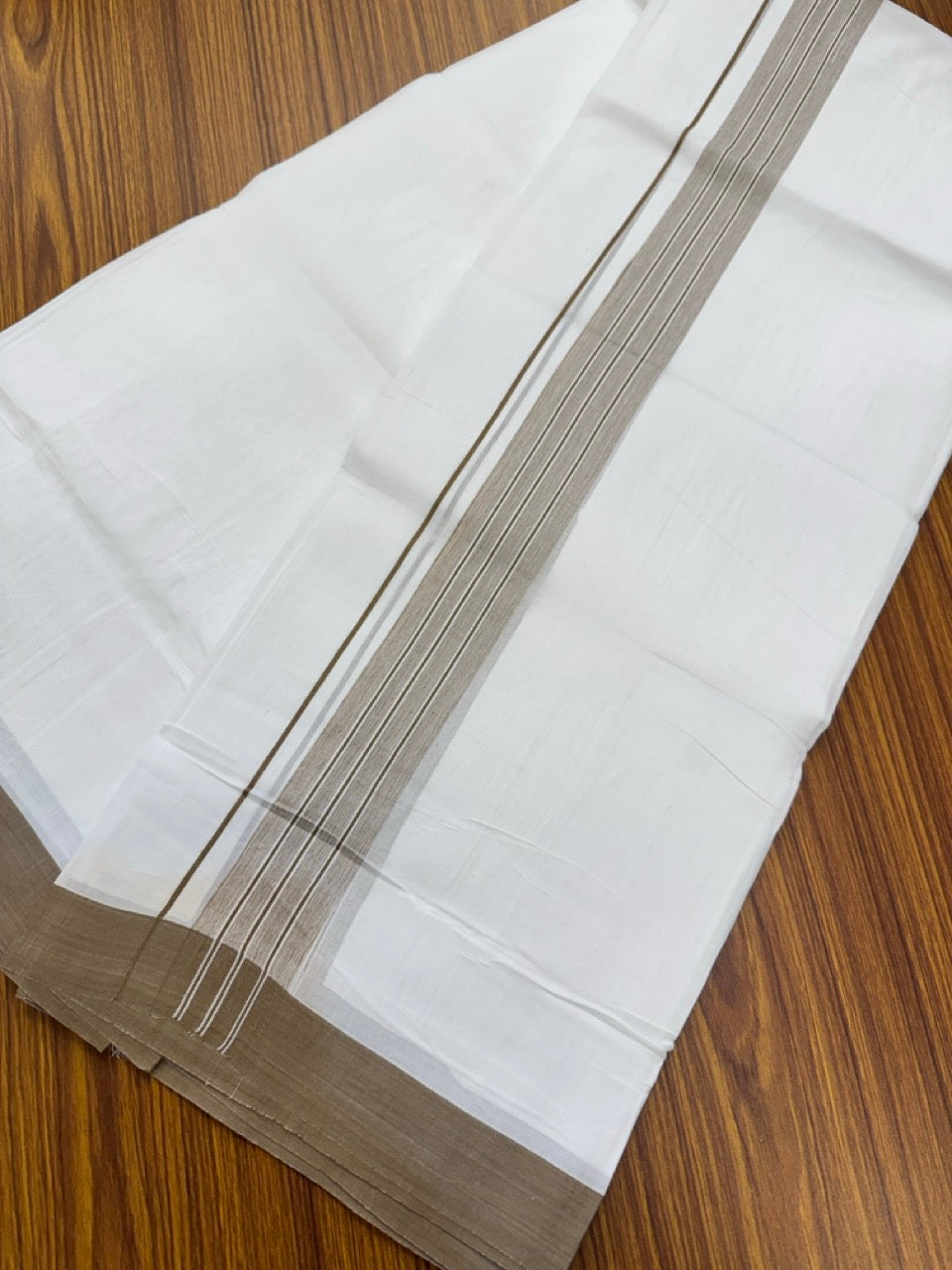 4.5 Meters (10 Muzham) - Pure white double 25% Discount ! KaithariKada Balaramapuram - 100% Pure Cotton 100x80 - Mundu/Dothi - 1.5 inch Brown Shaded Kara  - 52 KK5258 THI