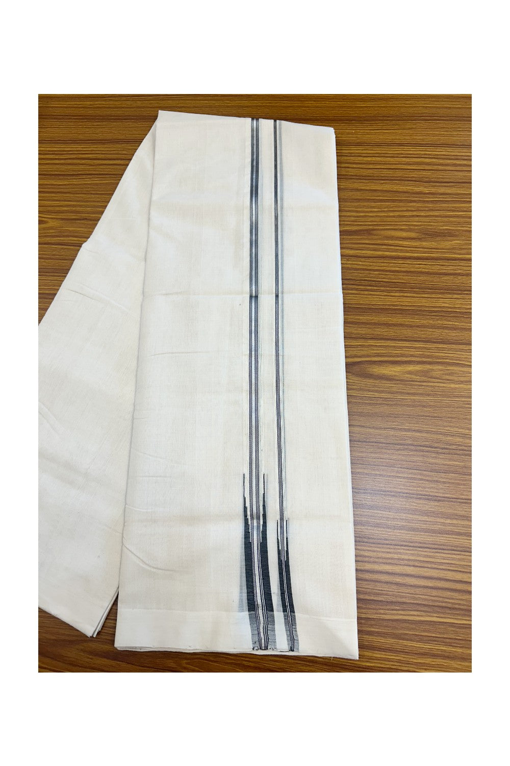 25% DISCOUNT!! KaithariKada HANDLOOM MILLPAAV Balaramapuram - 100% PURE Cotton OFF White Double - (Unbleached) Mundu/Dothi - 1 inch Puliyilakkara Black & Silver kasavu Stripes Double chutty Kara - 12KK5170RAM