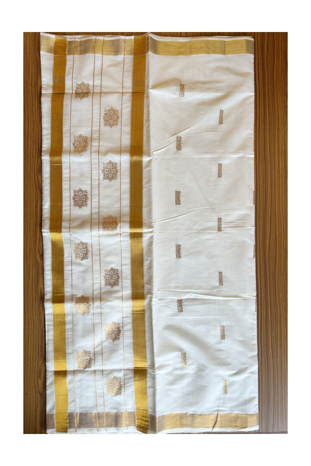 25% Discount! Kaitharikada Kerala Cotton Saree Off white - 12 inch Kasavu Saree with Flower Pattern putta Design - 8KK1003HAR
