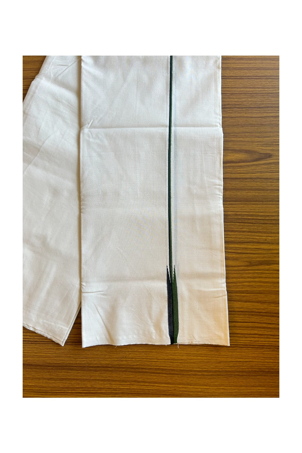 28% DISCOUNT ! KaithariKada Balaramapuram 100% COTTON SINGLE OFF WHITE (Unbleached) Mundu/Dhoti-100X100-  0.5 Inch  Puliyilakkara Black & Seaweed Green Chutty (2 meter / 4 muzham)-  8KK429ASH