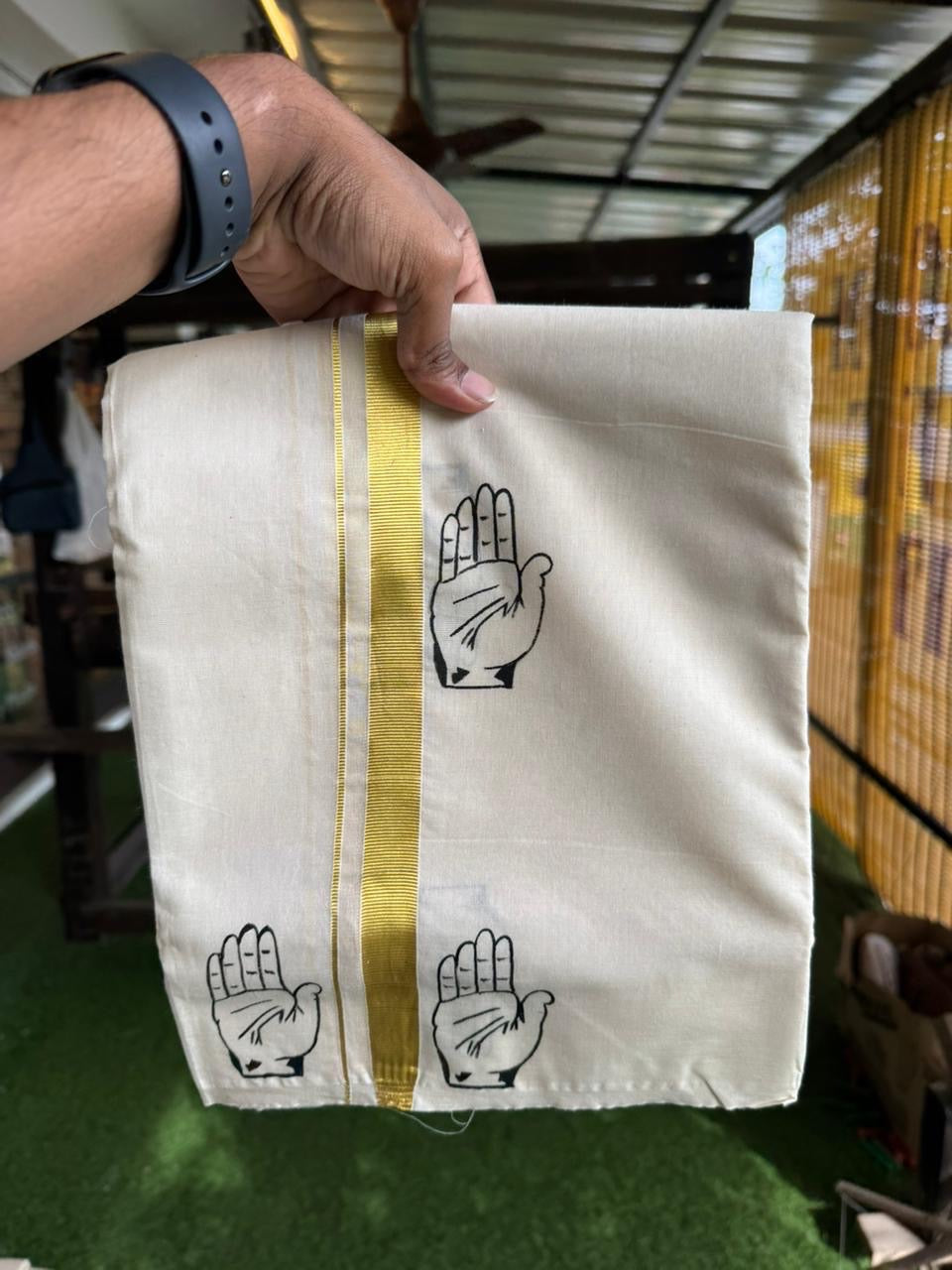 CONGRESS VESHTI - KaithariKada Balaramapuram 100% Cotton Double Off white - (Unbleached) Mundu/Dhoti-100x80 - 0.75 inch Hand Painted Gold Kasav & Kaipathi Design Kara 3.80 mtr (8 muzham) - 17 KK5244 ASH