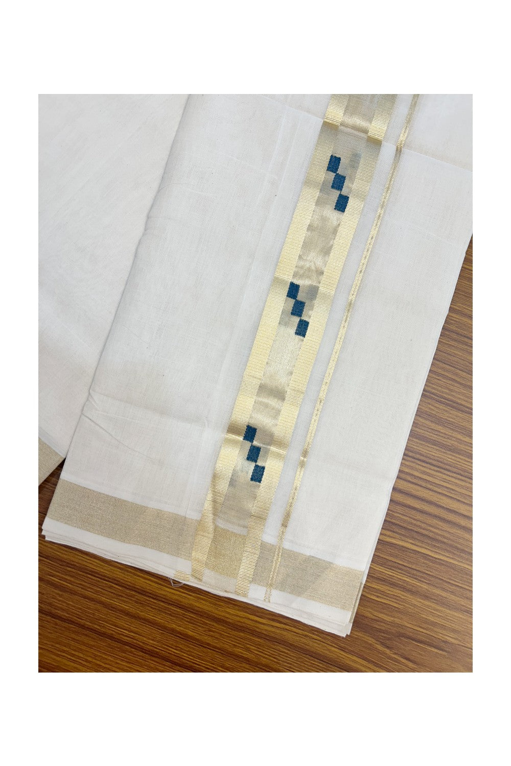 25% DISCOUNT ! KaithariKada HANDLOOM Unakkupaav Balaramapuram - 100% PURE Cotton Off White - (Unbleached) Double Mundu/Dhoti - 100x100 - 2 inch Gold Kasavu Center tissue & Green Designer Kara - 9KK5176ABH