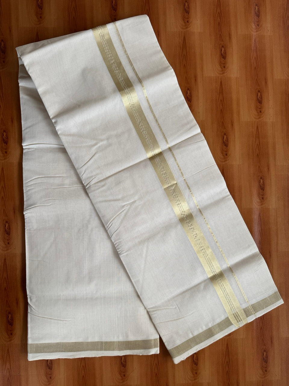 Off White (Unbleached) Double Mundu/Dhoti - 25% Discount!! KaithariKada Handloom Unakkupaav - Kerala Handloom - 100% Pure Cotton - 80x90 - 1.25 inch Antique Light Gold Kasav Kara 4 Meters (8.5 Muzham) - 29 KK5507 RAM