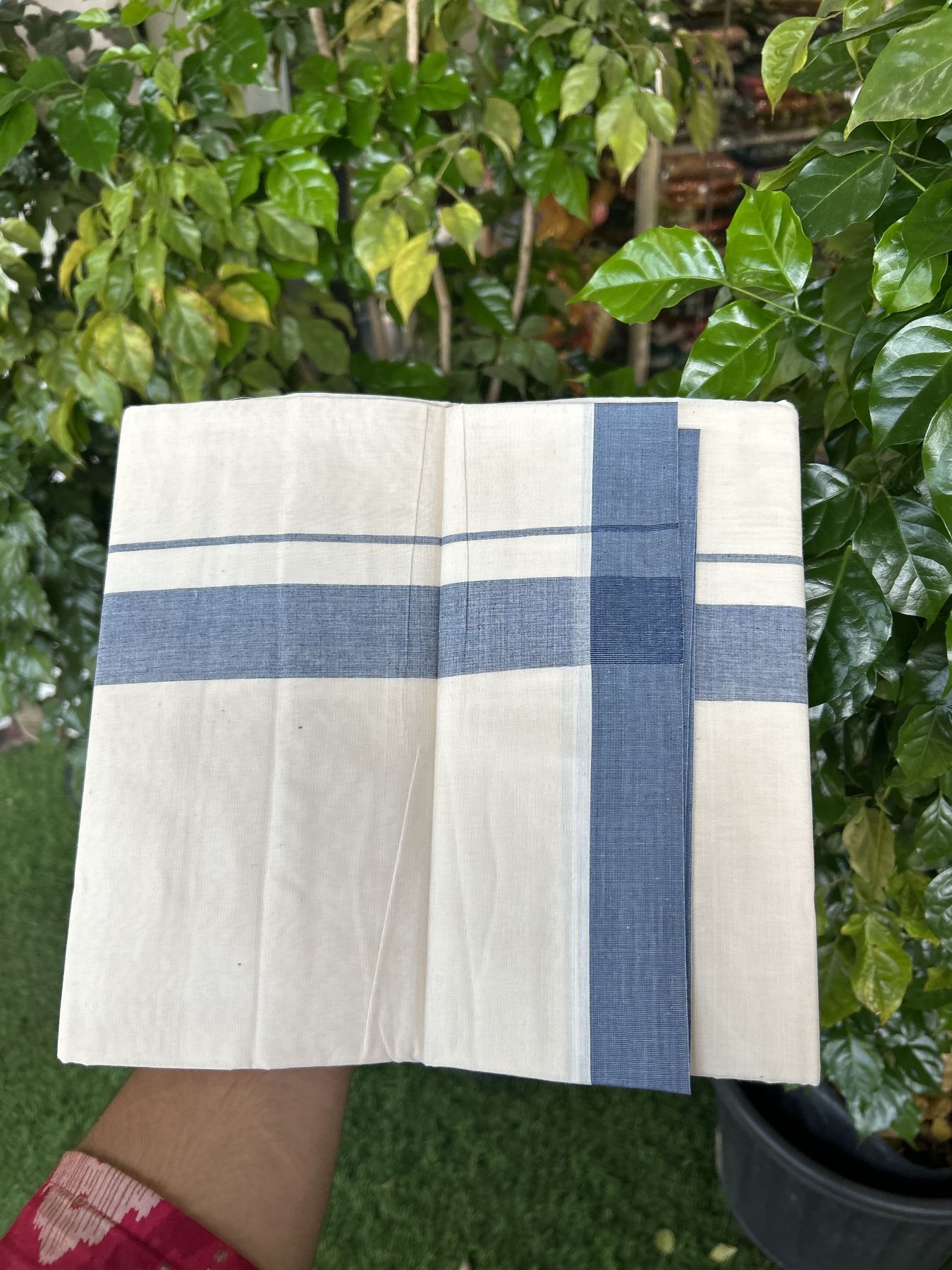 20% Discount ! KaithariKada Balaramapuram 100% Cotton Double Off White (Unbleached) - Mundu / Dhoti- 100x80 - Denim Blue  1.5 inch Shaded Kara 4 mtr (8.5 Muzham) - 58 KK5340 VIN