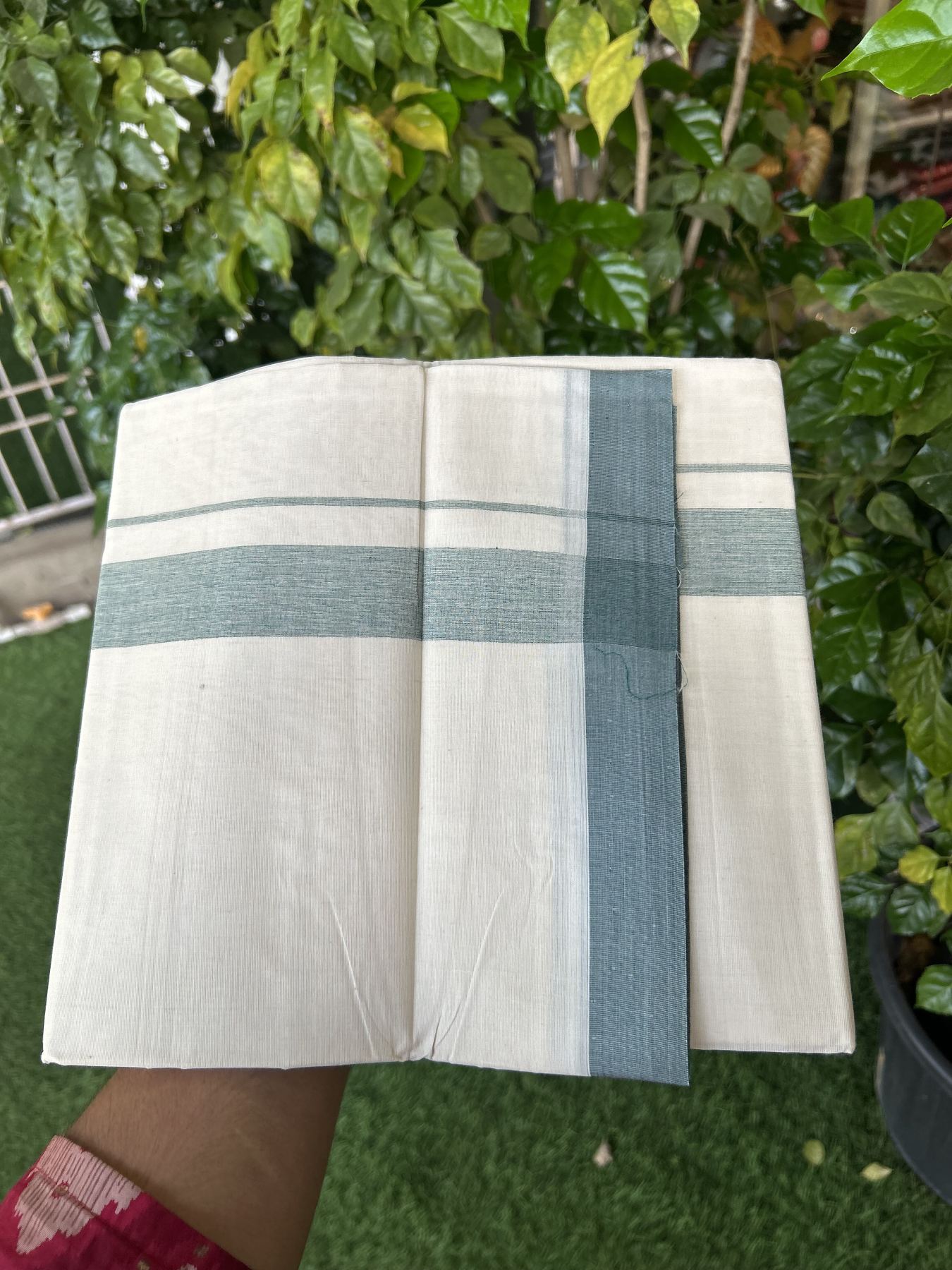 20% Discount ! KaithariKada Balaramapuram 100% Cotton Double Off White (Unbleached) - Mundu / Dhoti- 100x80 - 1.5 inch Blue Green Shaded Kara 4 mtr (8.5 Muzham) - 59 KK5340 VIN