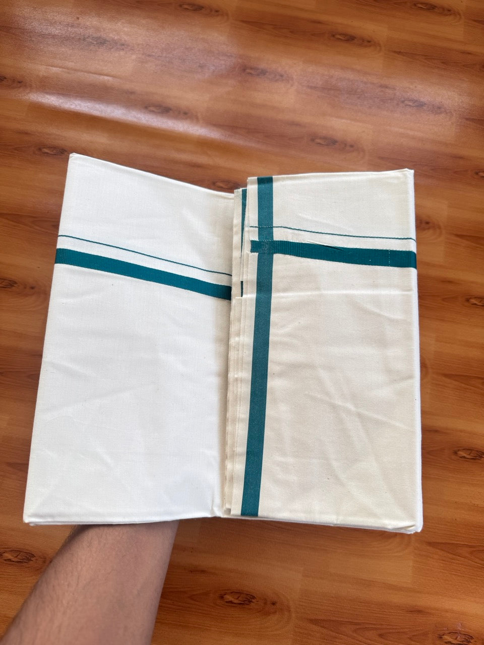 Single Off white 100% Pure Cotton Mundu/Dhoti (Unbleached) - KaithariKada (40s) - 1 cm Peacock Green Kara (2 meter / 4 muzham) - 1 KK5472 MC