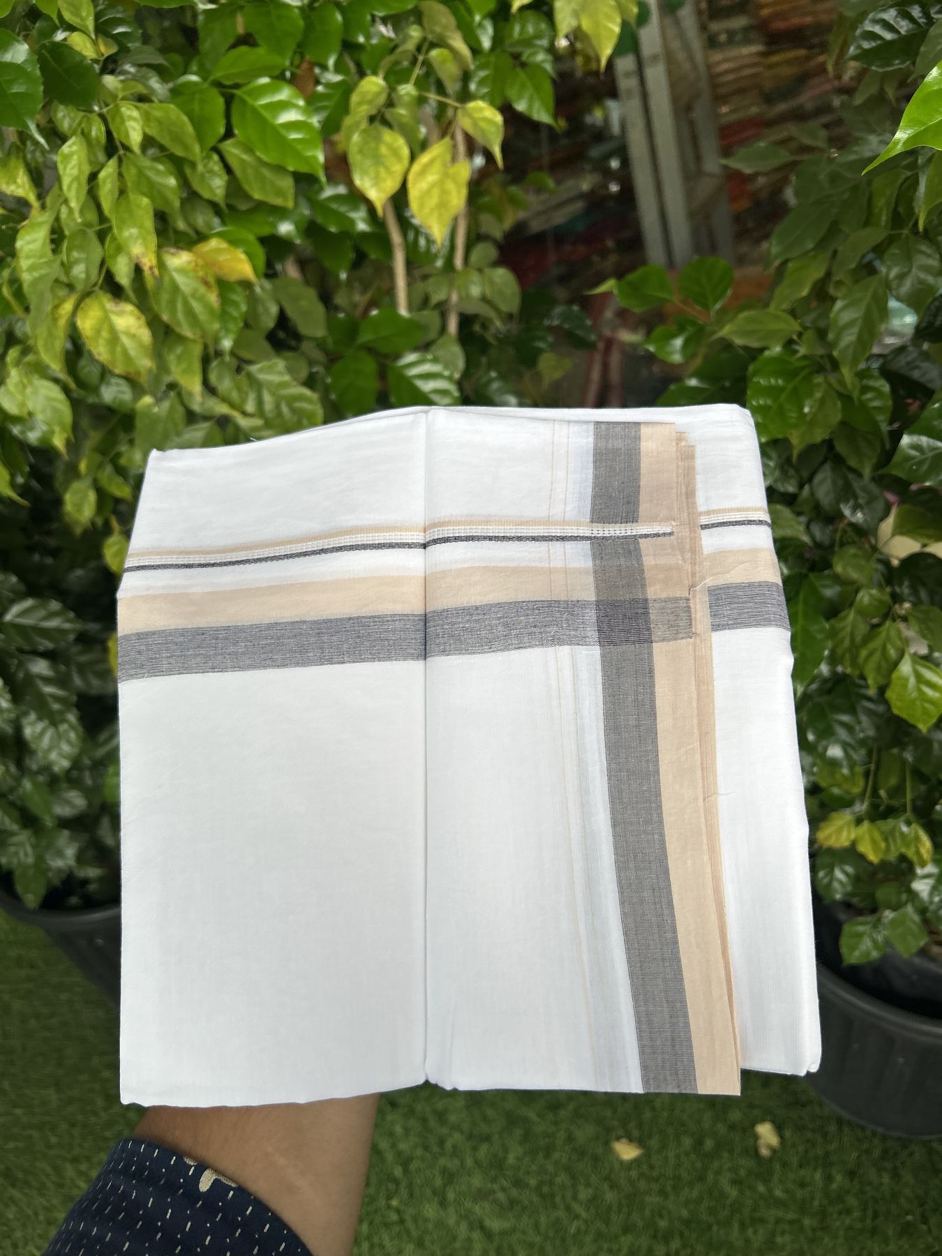 20% Discount! KaithariKada Balaramapuram 100% Cotton Double Pure white Mundu/Dhoti - 100X80 - 1.25 inch Sand Brown & Navy Blue Shaded Stripes kara - 4 mtr ( 8.5 muzham) - 106 KK5341 VIN