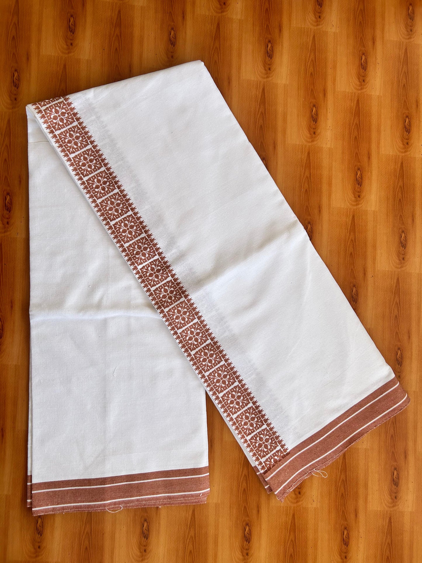 Kaitharikada - Single Kaily / Lungi - Mixed Cotton - 40s twisted - 2.5 inch Brown Printed kara with White colour body (2 meter / 4 muzham) - 8 KK8074 SAT