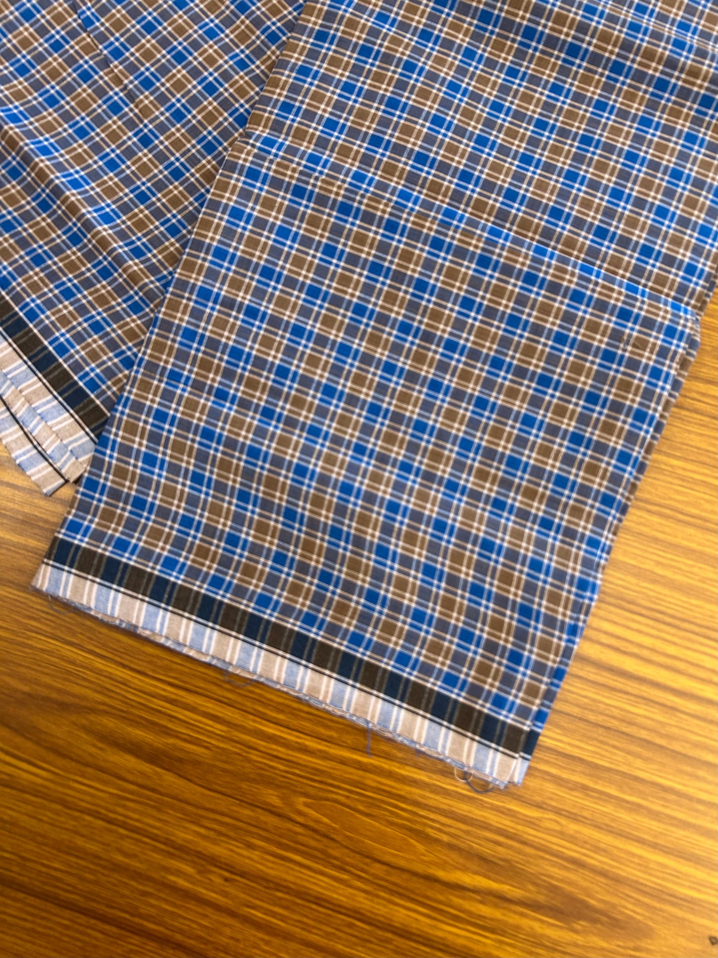 Premium Kathar Type Mund Pure cotton - Kaitharikada - Single Kaily / Lungi - 0.5 inch Black Border with Blue & Brown Check body (2.50 meter / 5.36 muzham) - 5 KK8050 MUT