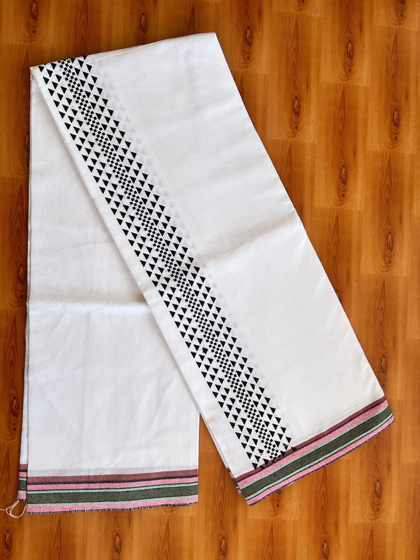Kaitharikada - Single Kaily / Lungi - Mixed Cotton - 40s twisted - 2.5 inch Black Printed kara with White colour body (2 meter / 4 muzham) - 16 KK8074 SAT