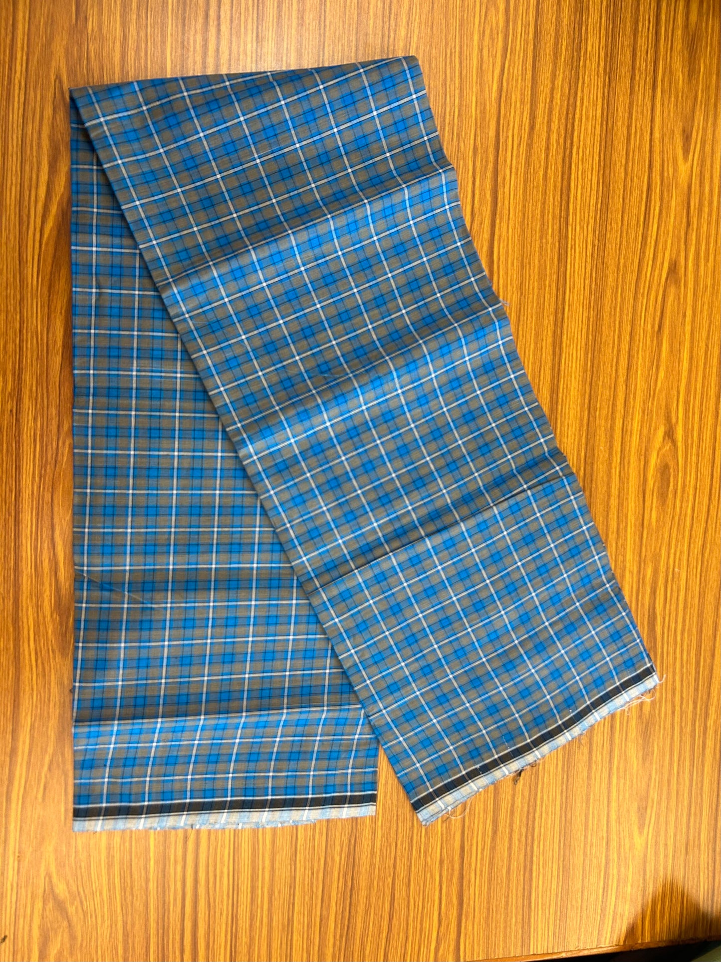 Premium Kathar Type Mund Pure cotton - Kaitharikada - Single Kaily / Lungi - 0.5 inch Black Border with Blue & Sand Brown Check body (2.50 meter / 5.36 muzham) - 6 KK8050 MUT