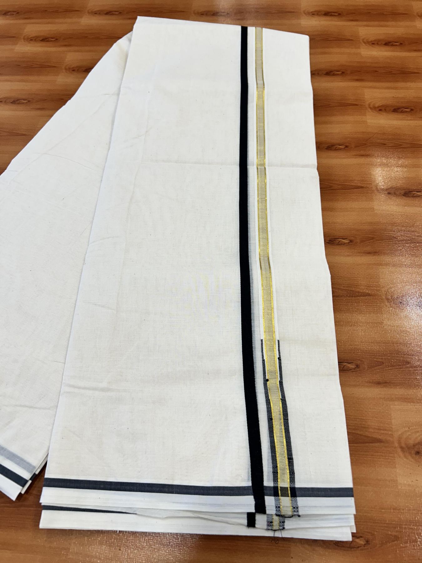 13% Discount!!! KaithariKada Balaramapuram 100% Cotton off white (Unbleached) Double Mundu/Dhoti-100x100 - 1 cm Gold & Black Chutty Kara (4.5 muzham)- 21 KK5407 ASH