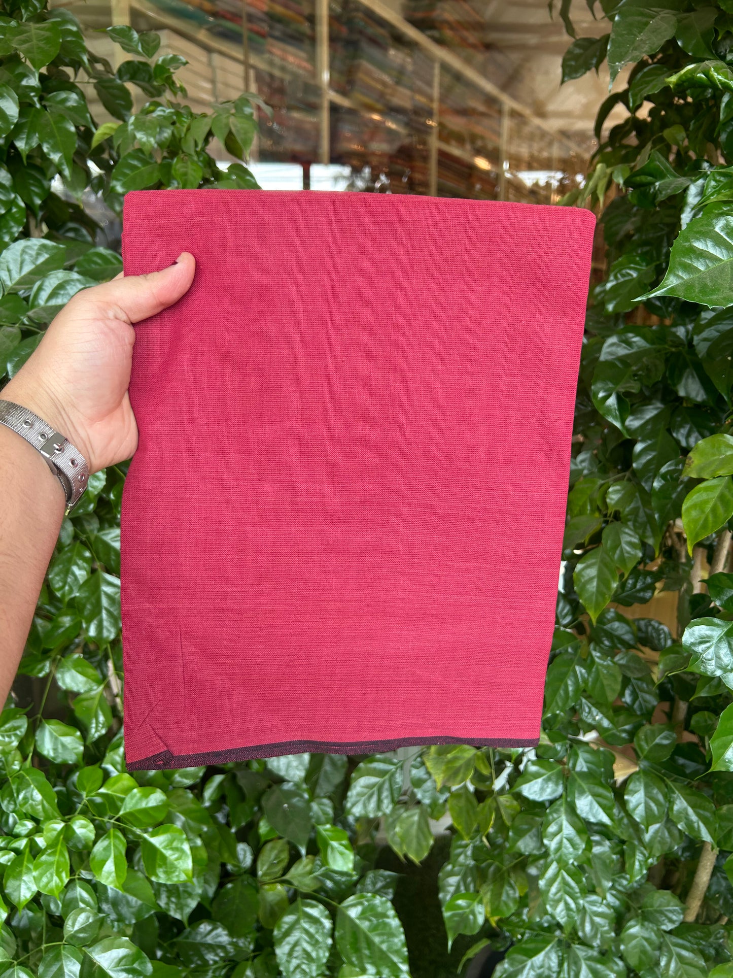 Premium Kathar Type Mund Pure cotton - Kaitharikada - Single Kaily / Lungi - 0.1 inch Black thin kara Border with Maroon colour body (2 meter / 4 muzham) - 58 KK8050 MUT