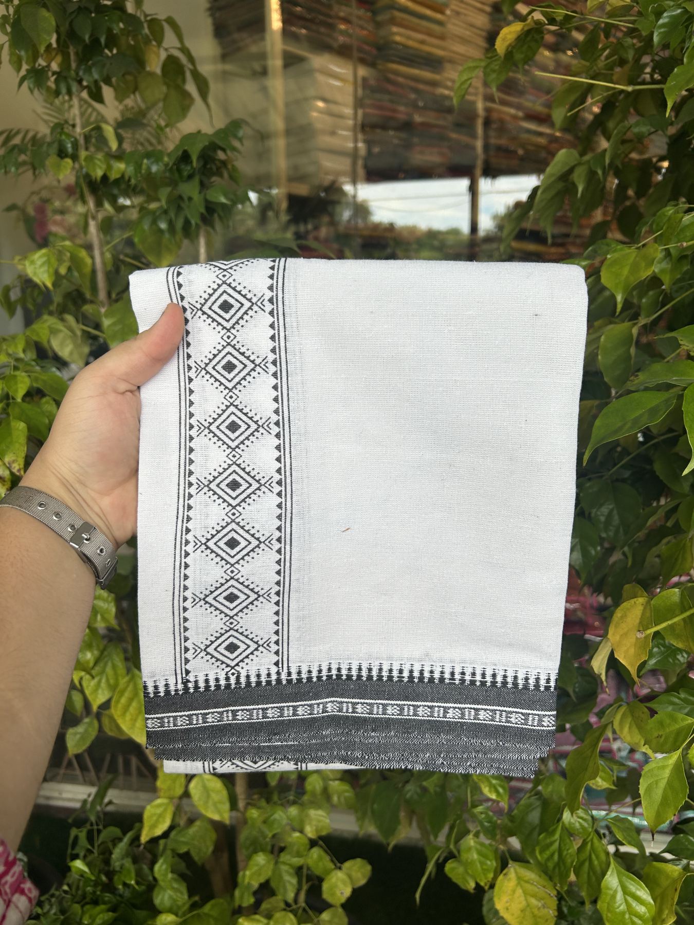 Kaitharikada - Polyster + Cotton - 40s twisted - Pure white Single Kaily / Lungi - 2.5 inch Black  Printed Kuppadam Border with White colour body (2 meter / 4 muzham) -  11 KK8041 GAN