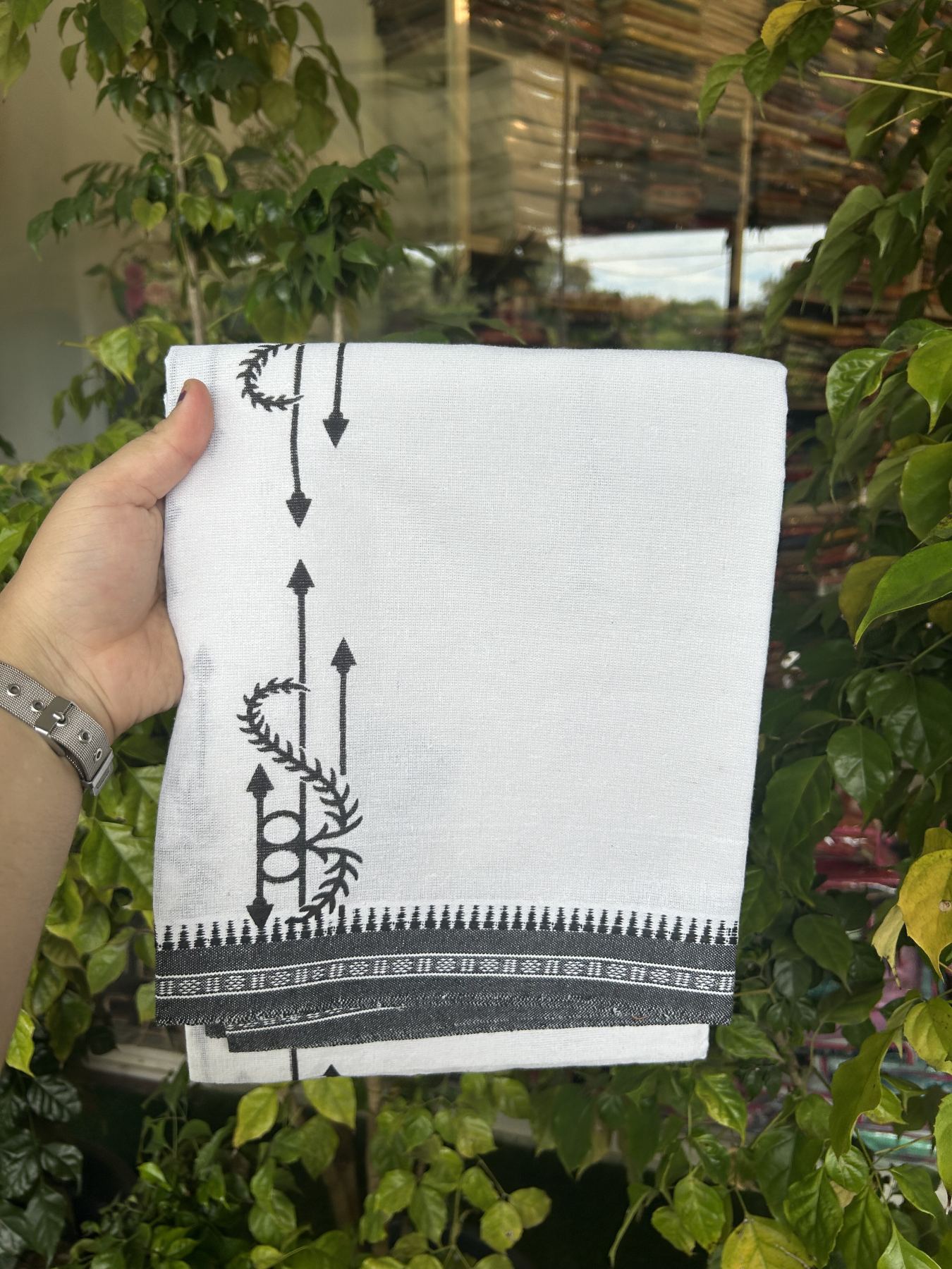 Kaitharikada - Polyster + Cotton - 40s twisted - Pure white Single Kaily / Lungi - 1.5 inch Black  Printed Kuppadam Border with White colour body (2 meter / 4 muzham) -  7 KK8041 GAN