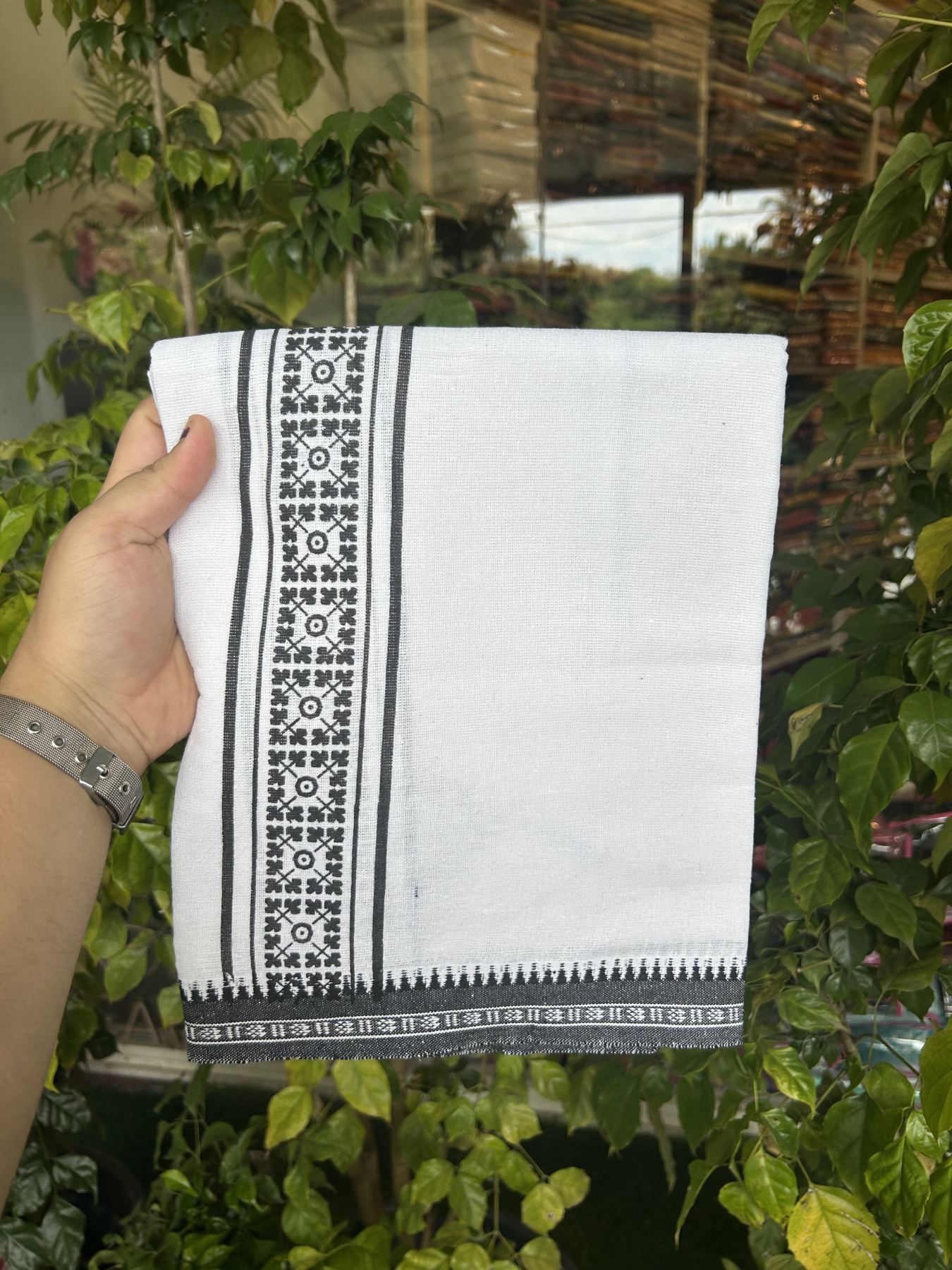 Kaitharikada - Polyster + Cotton - 40s twisted - Pure white Single Kaily / Lungi - 2.5 inch Black  Printed Kuppadam Border with White colour body (2 meter / 4 muzham) -  6 KK8041 GAN