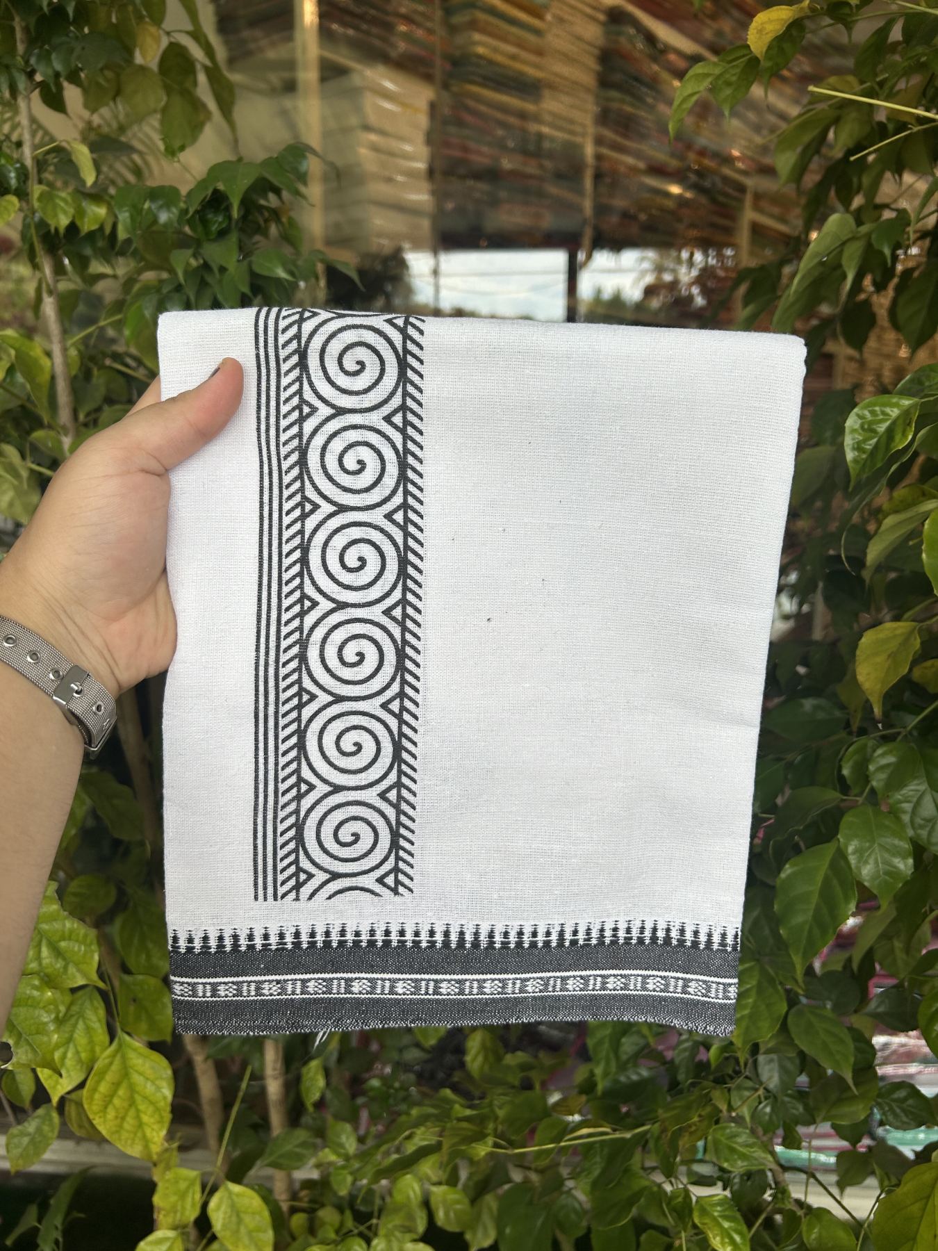 Kaitharikada - Polyster + Cotton - 40s twisted - Pure white Single Kaily / Lungi - 2.5 inch Black  Printed Kuppadam Border with White colour body (2 meter / 4 muzham) -  5 KK8041 GAN