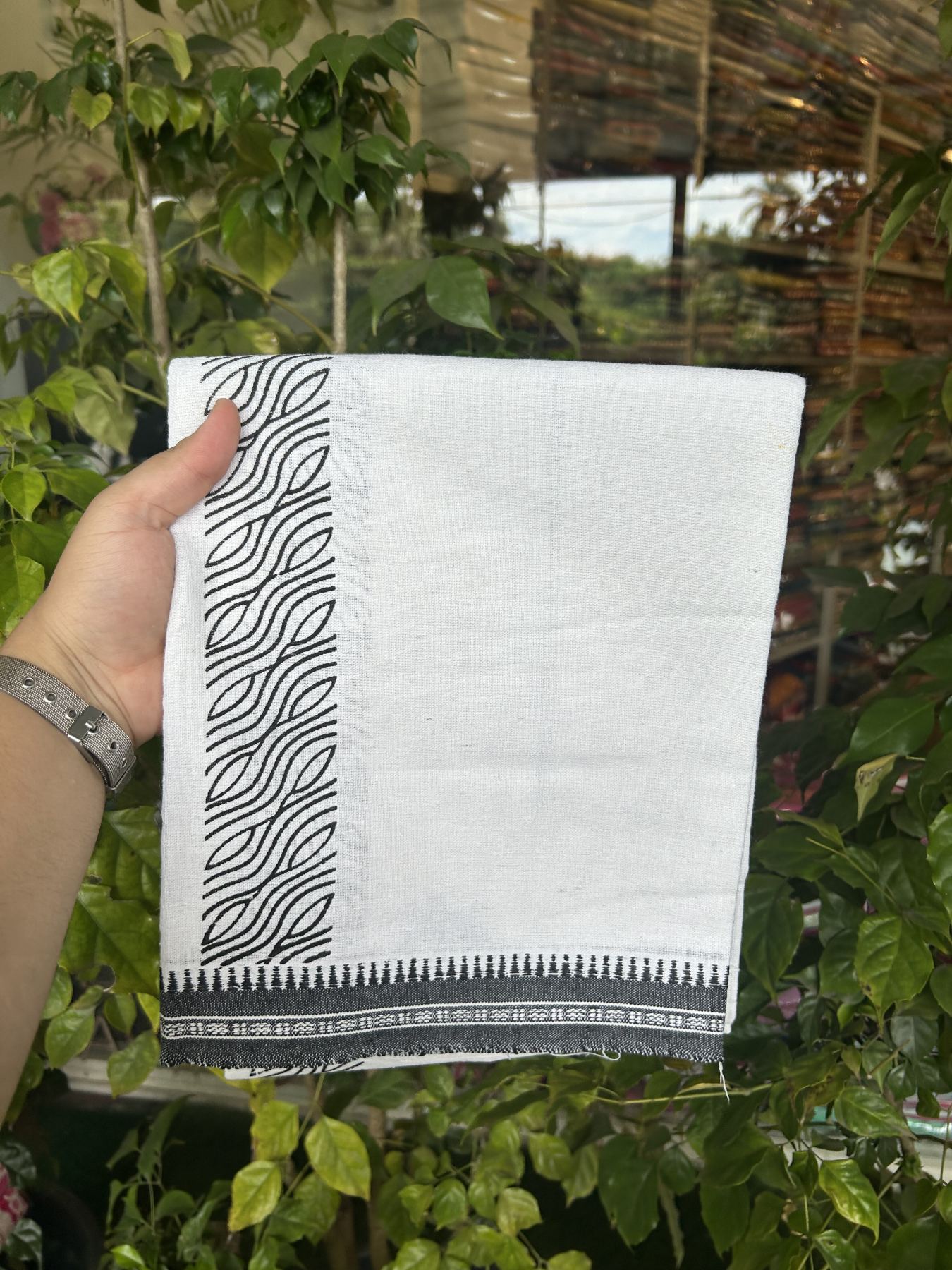 Kaitharikada - Polyster + Cotton - 40s twisted - Pure white Single Kaily / Lungi - 2 inch Black Printed Kuppadam Border with White colour body (2 meter / 4 muzham) -  1 KK8041 GAN