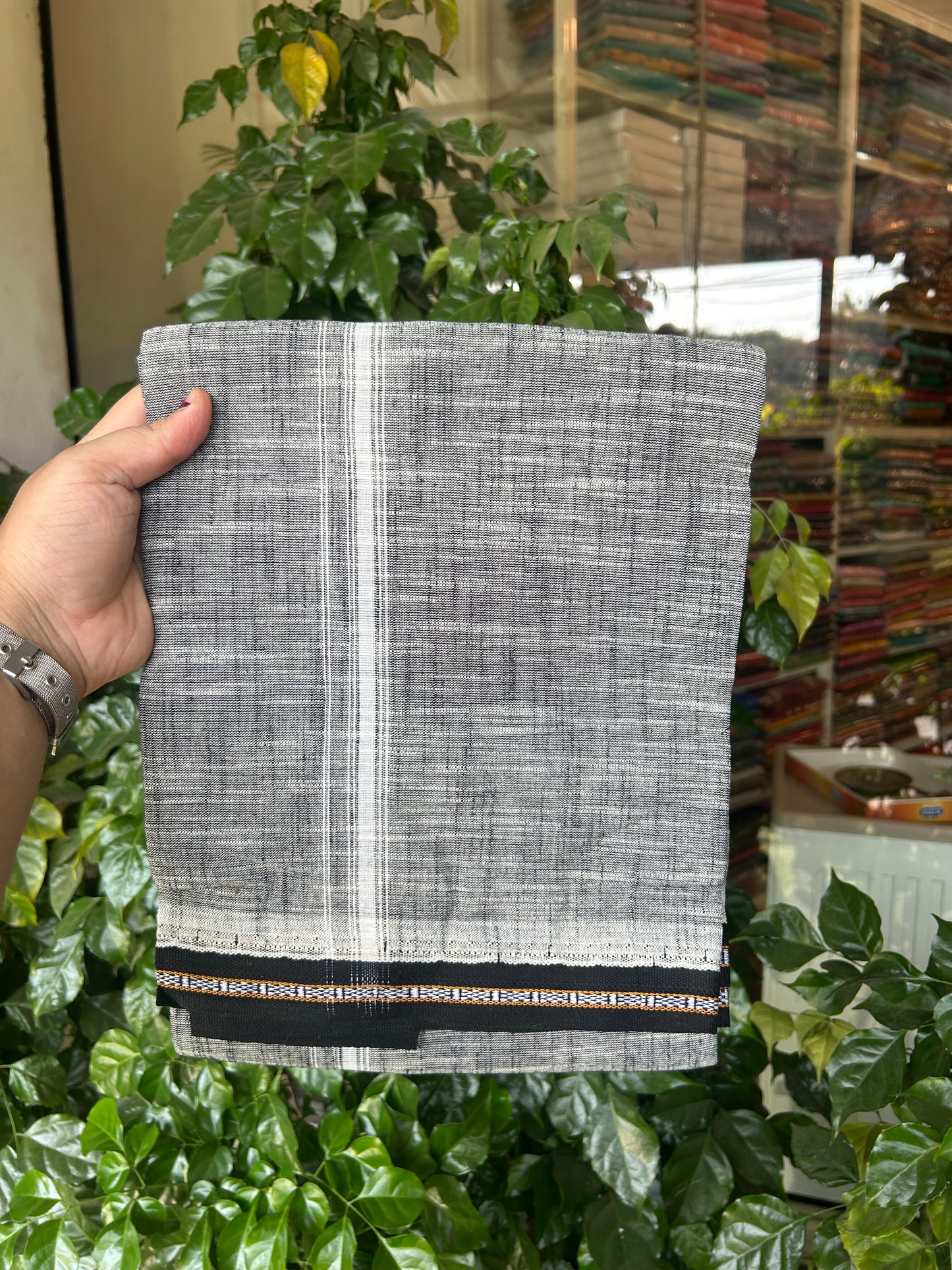 Premium Kathar Type Mund Pure cotton - Kaitharikada - Single Kaily / Lungi - 0.5 inch White Kara and Black kuppadam Border with Ash Black White Shaded colour body  (2 meter / 4 muzham)- 51 KK8050 MUT