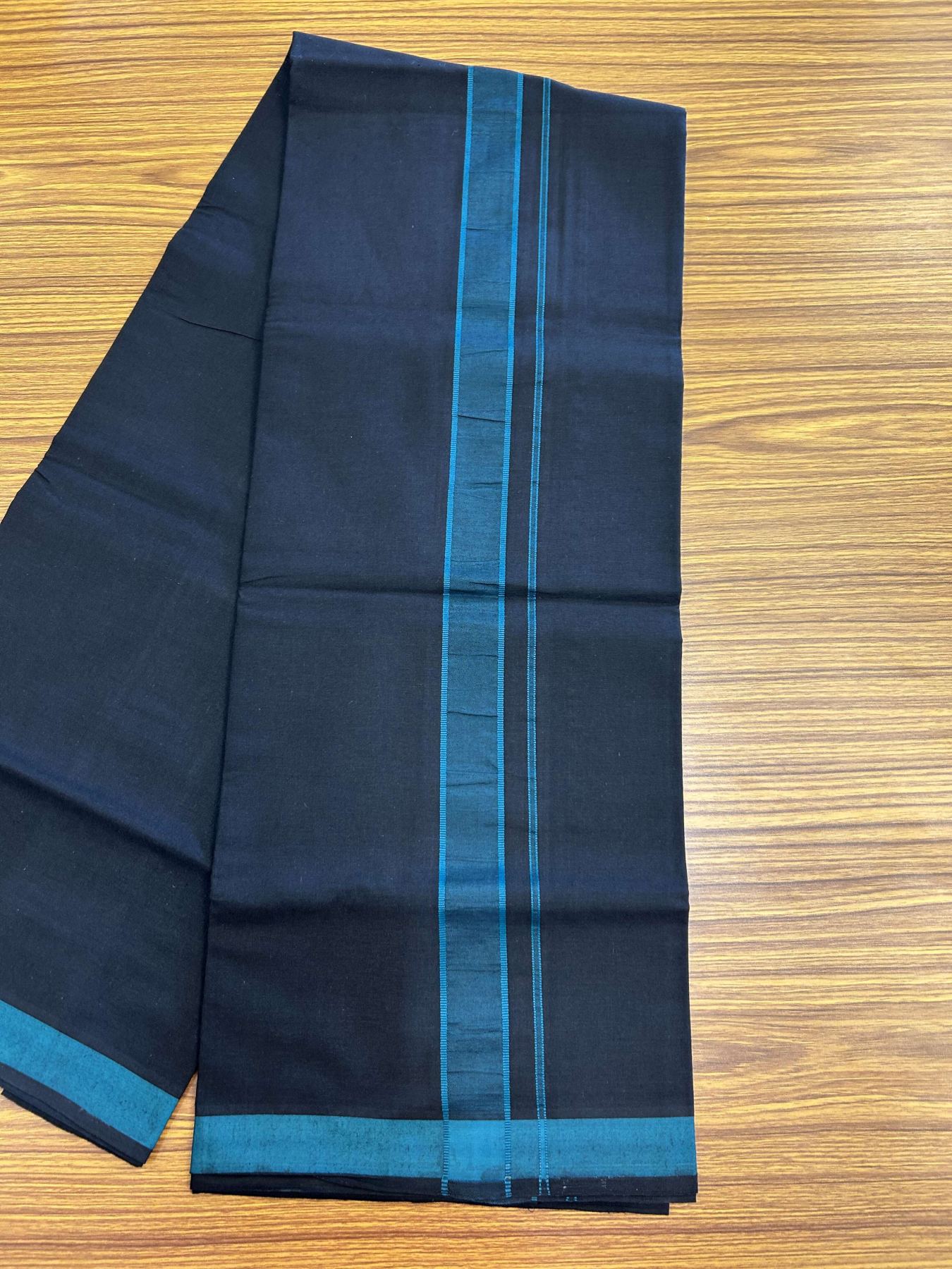 19% Discount!!! Kaitharikada - Single Kaily / Lungi - 60s -  1.25 inch Peacock Green Pattern striped kara with Black colour body  (2 meter / 4 muzham) - 3 KK8042 GAN