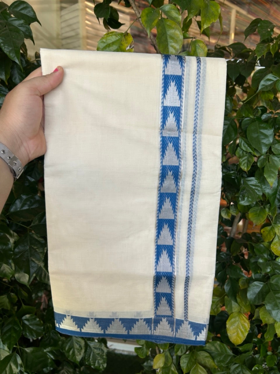 20% DISCOUNT ! KaithariKada Balaramapuram 100% Cotton Double off white (Unbleached) Mundu/Dhoti - 100X80 - 1.25 inch Silver kasavu & Blue Temple design kara - 4 KK5265 PMC