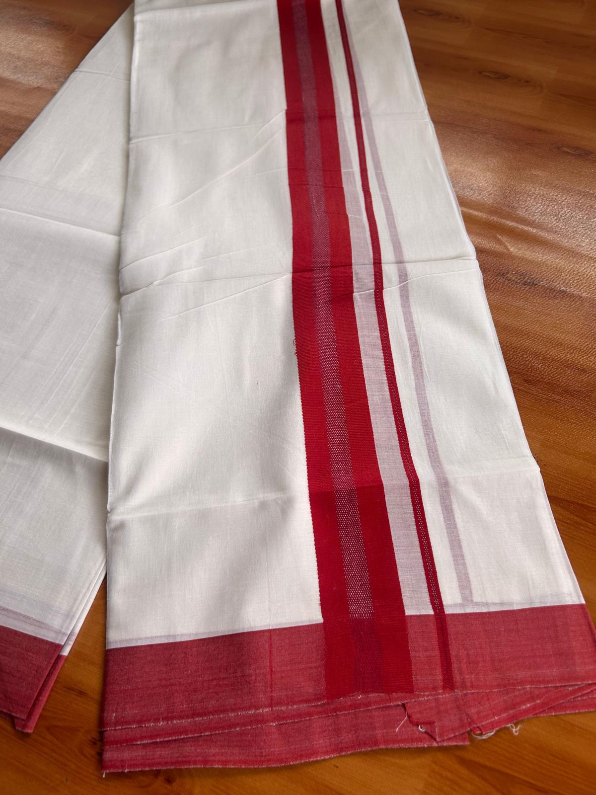 Pure White Double Mundu/Dhoti - 20% Discount ! Kaitharikada Pure Cotton - 100x80 - 1.5 inch Red striped Kara 3.80 mtr (8 muzham) - 72 KK5523 MC