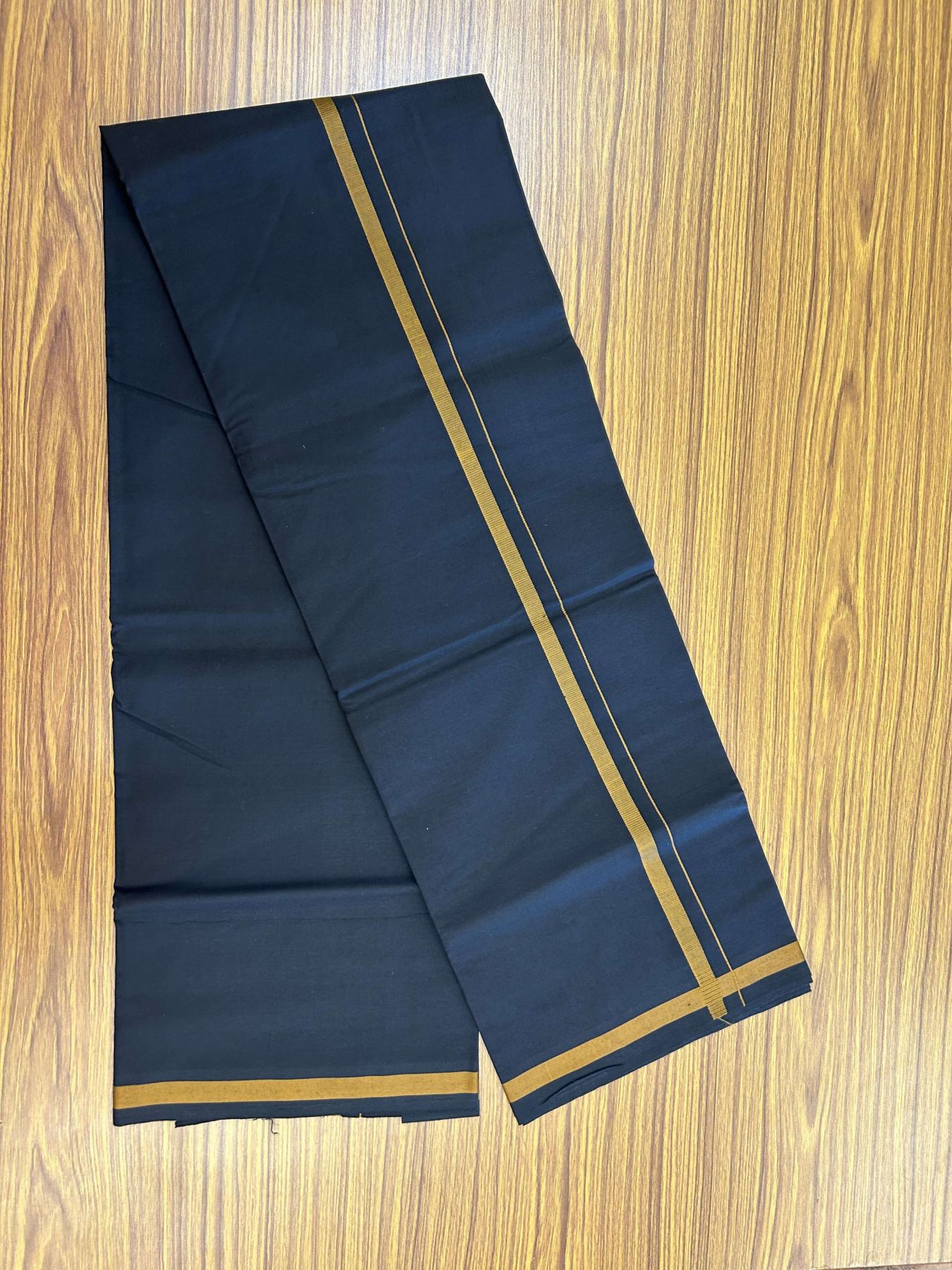 19% Discount!!! Kaitharikada - Single Kaily / Lungi - 60s - 1 cm Brown kara with Black colour body (2 meter / 4 muzham) - 14 KK8042 GAN