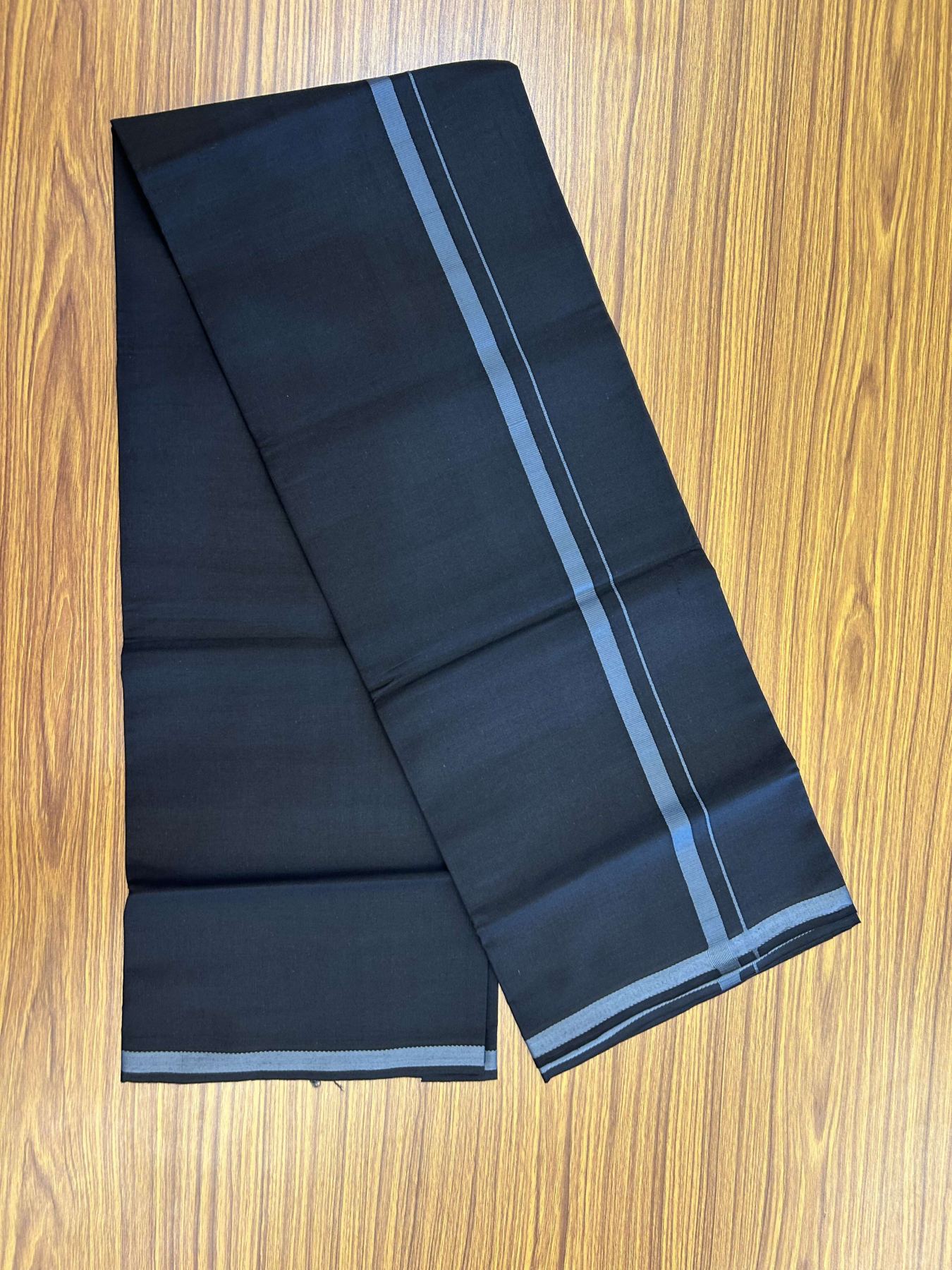 19% Discount!!! Kaitharikada - Single Kaily / Lungi - 60s - 1 cm Ash Black kara with Black colour body (2 meter / 4 muzham) - 7 KK8042 GAN