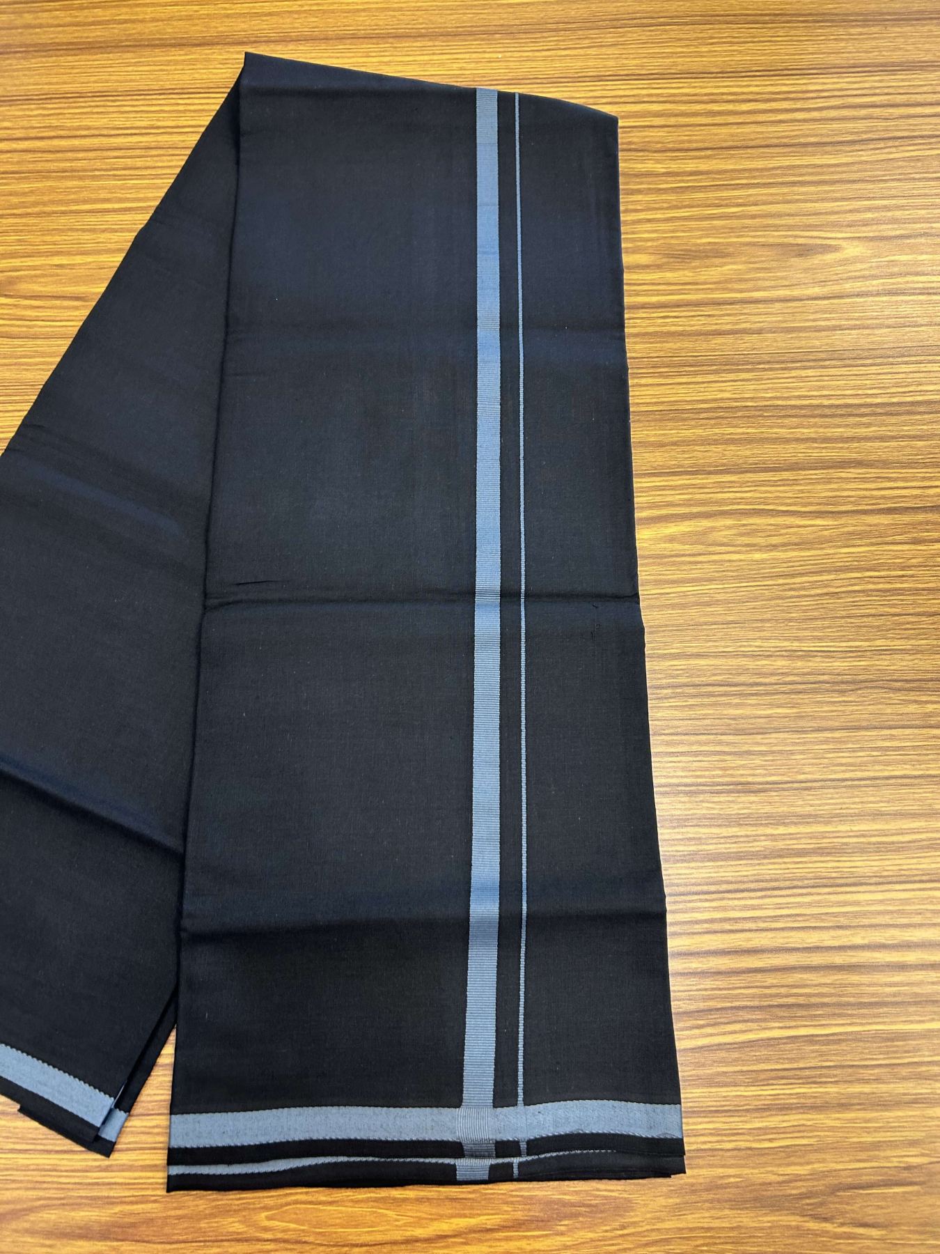 19% Discount!!! Kaitharikada - Single Kaily / Lungi - 60s - 1 cm Ash Black kara with Black colour body (2 meter / 4 muzham) - 7 KK8042 GAN