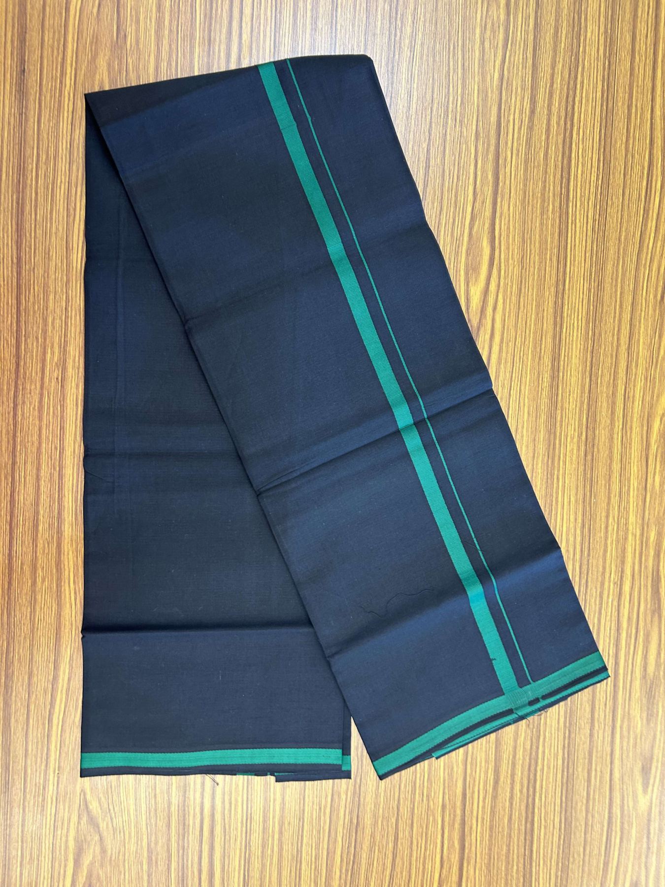 19% Discount!!! Kaitharikada - Single Kaily / Lungi - 60s - 1 cm Green kara with Black colour body (2 meter / 4 muzham) - 9 KK8042 GAN