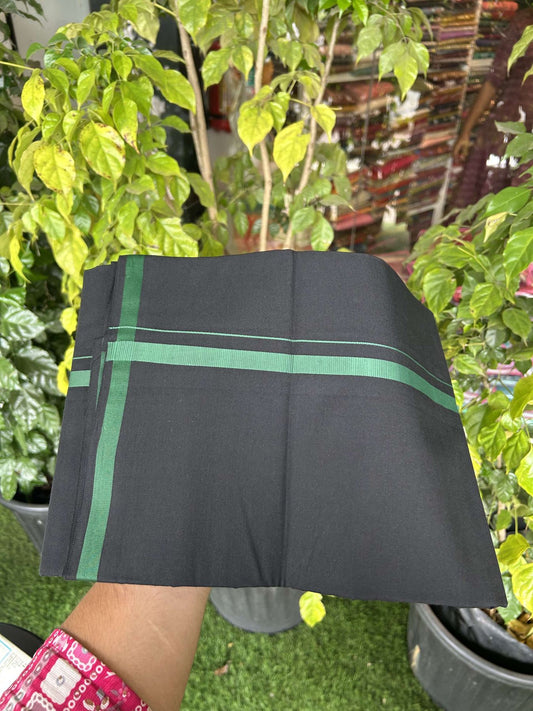 19% Discount!!! Kaitharikada - Single Kaily / Lungi - 60s - 1 cm Jungle Green kara with Black colour body (2 meter / 4 muzham) - 15 KK8042 GAN