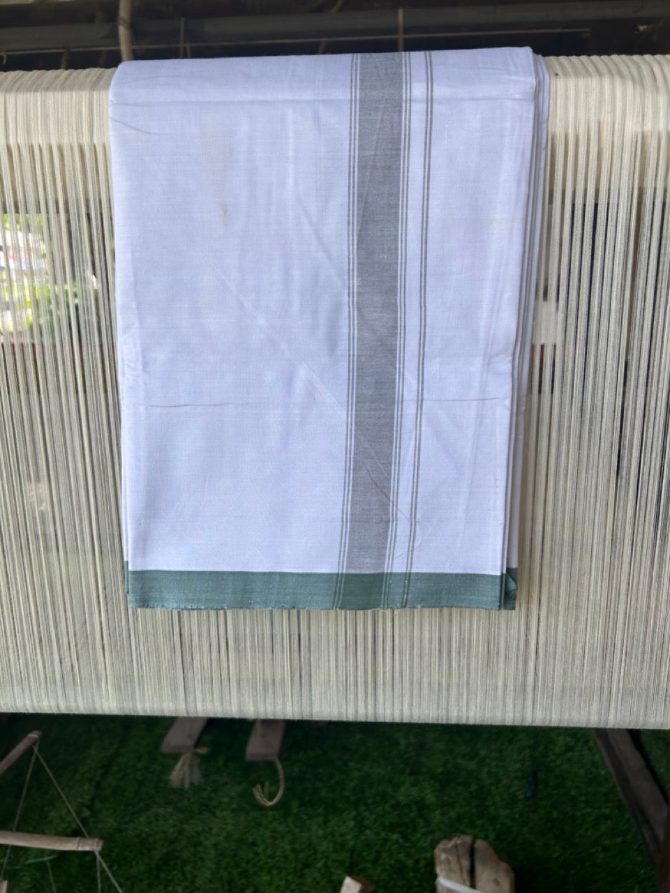 Ultimate HANDLOOM-19% Discount! - Kaitharikada Kalamachal-Government Sealed HALLMARKED-100% PURE COTTON! (80x80) Twisted Thread- Light WHITE SINGLE Mundu / Dhoti -1.85 inch Light Green Striped Kara - 9KK478KAL