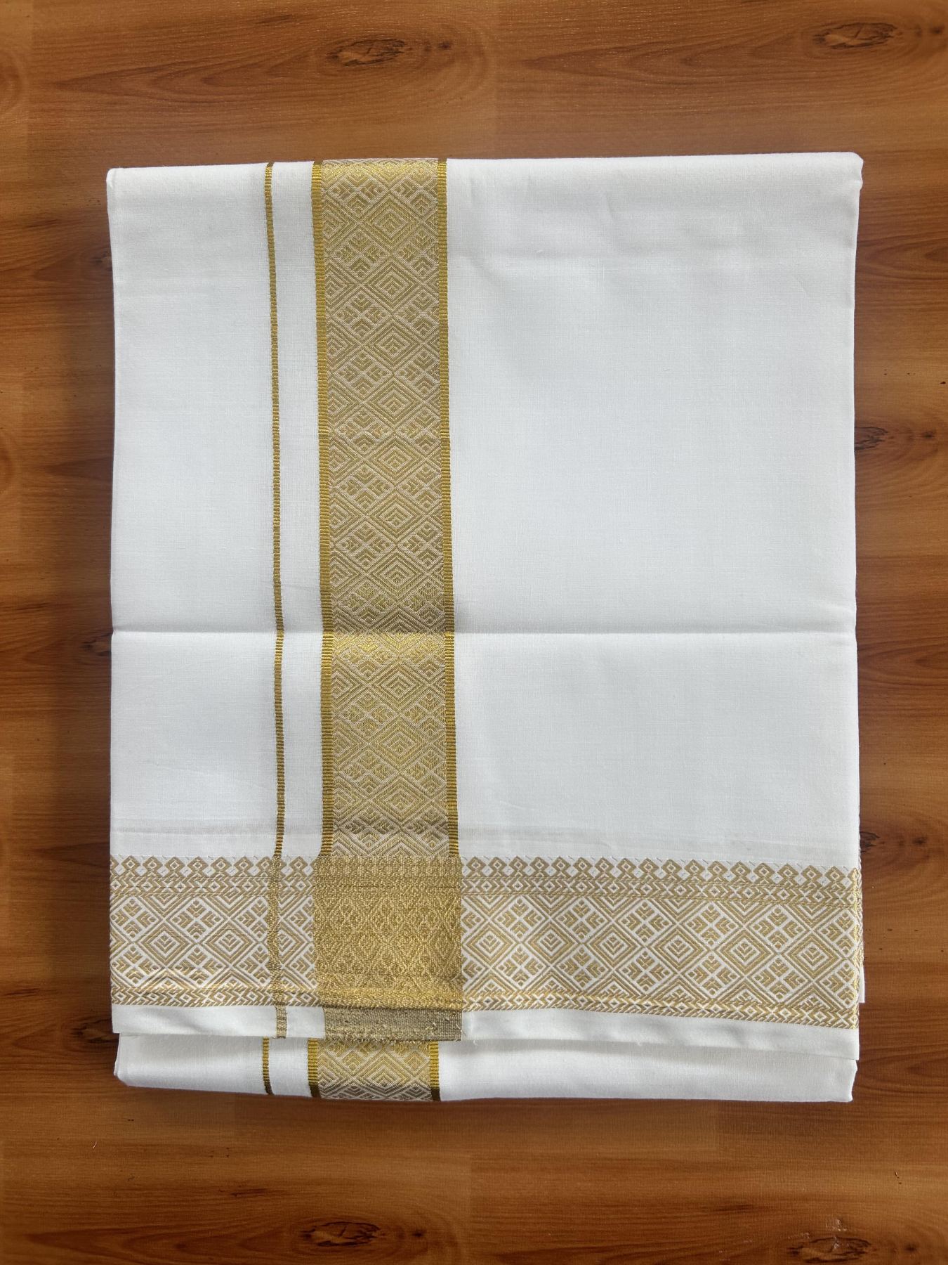 Single Pure White Mundu/Dhoti - 20% Discount!! Kaitharikada Balaramapuram Pure Cotton - 40s - 1.75 inch Gold Kasav Jacquard Design Kara 2 mtr (4 muzham) - 14 KK5405 GAN