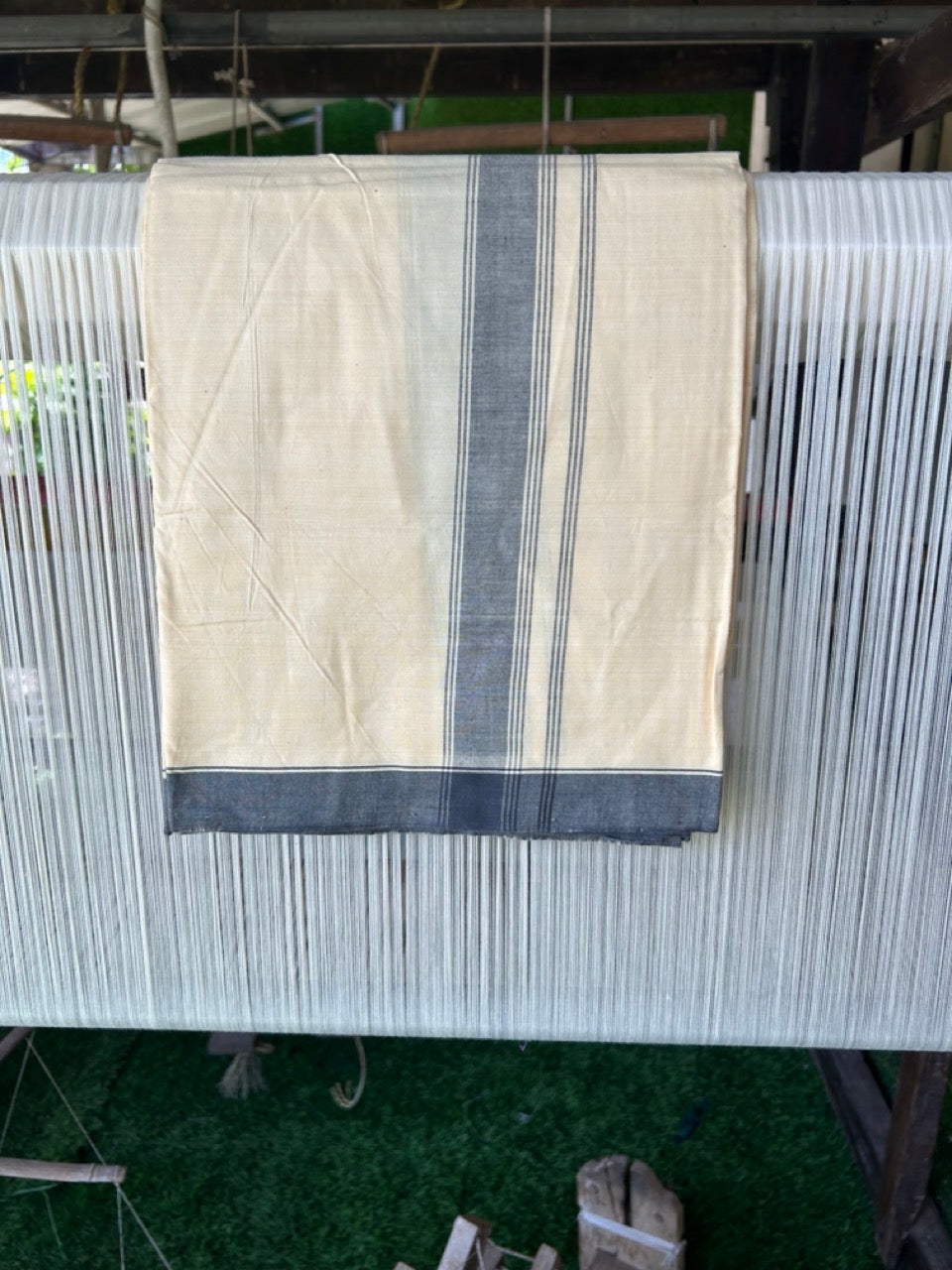 26% DISCOUNT ! KaithariKada Kalamachal 100% Pure Cotton -(80X80) Twisted Thread Handloom Single Mundu/Dhoti - Light YELLOW  COLOUR  BODY & Black stripes 2.25 inch Kara- 14KK479KAL