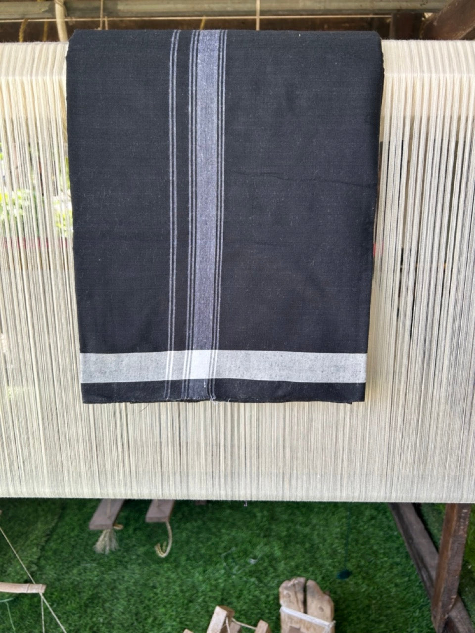 16% DISCOUNT ! KaithariKada Kalamachal 80% Cotton & 20% Polyster - (80X80) Twisted Thread Handloom Single Mundu/Dhoti - Black COLOUR  BODY & White stripes 1.75 inch Kara- 25KK479KAL