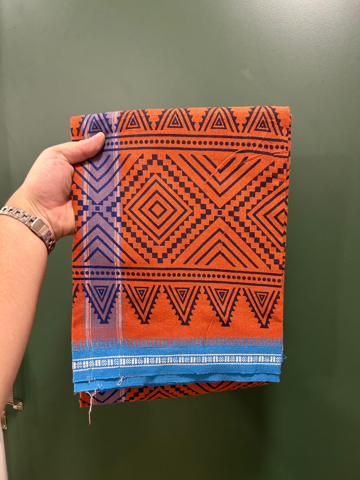 Single Kaily / Lungi - Kaitharikada - Mixed Cotton - 40s twisted - 1.5 inch Blue Design Kuppadam Kara With Dark Blue Printed Kavi Colour Body (2 meter / 4 muzham) -  2 KK8084 GAN