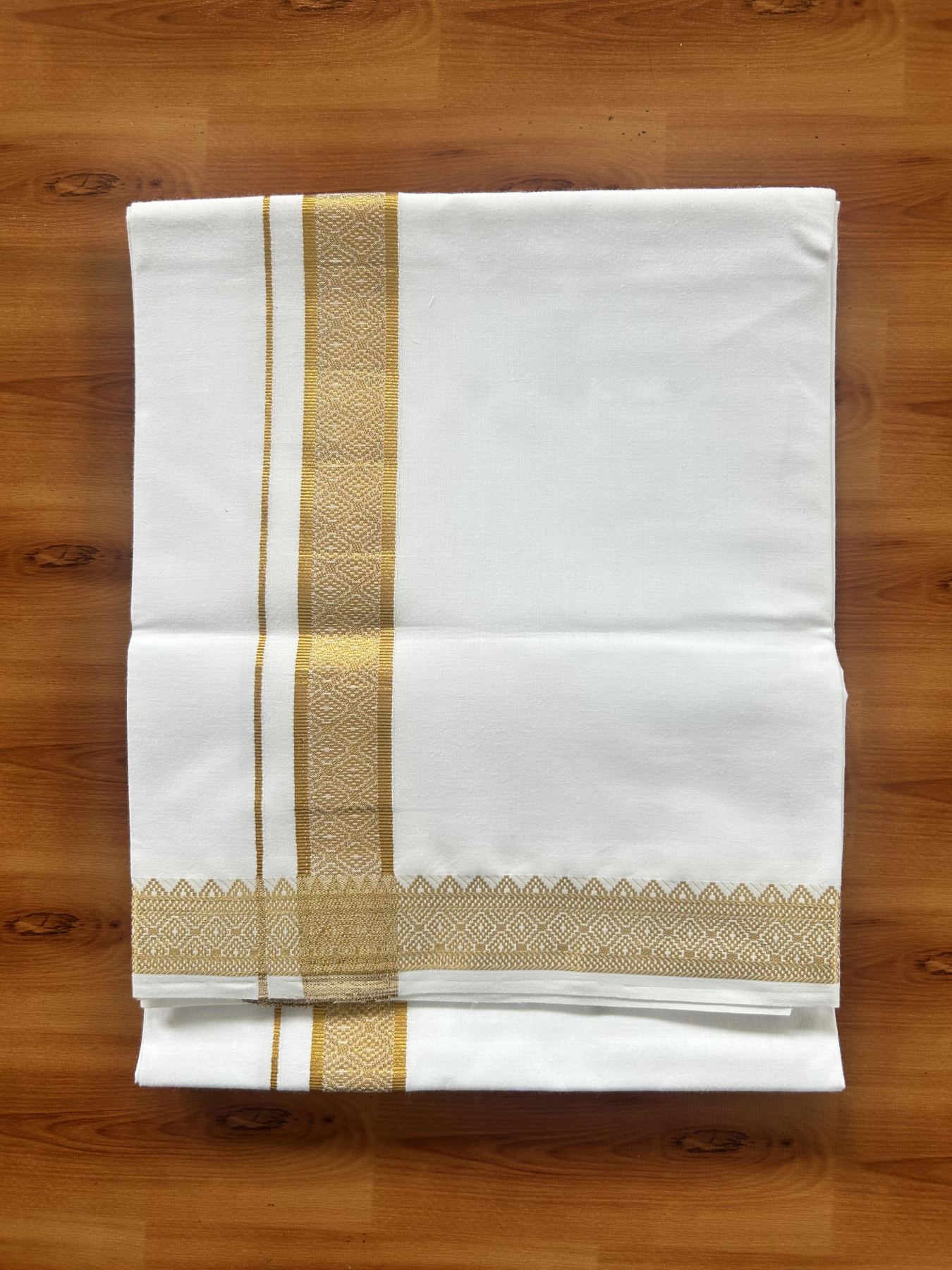 Single Pure White Mundu/Dhoti - 20% Discount!! Kaitharikada Balaramapuram Pure Cotton - 40s - 1.5 inch Gold Kasav Jacquard Design Kara 2 mtr (4 muzham) - 5 KK5405 GAN