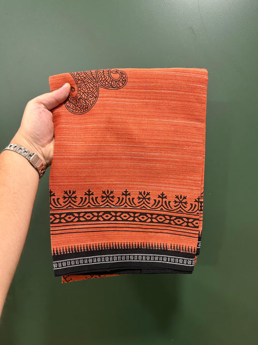 Single Kaily / Lungi - Kaitharikada - Mixed Cotton - 40s twisted - 1.5 inch Black Printed Design Kara With Kavi Colour Body (2 meter / 4 muzham) -  4 KK8084 GAN