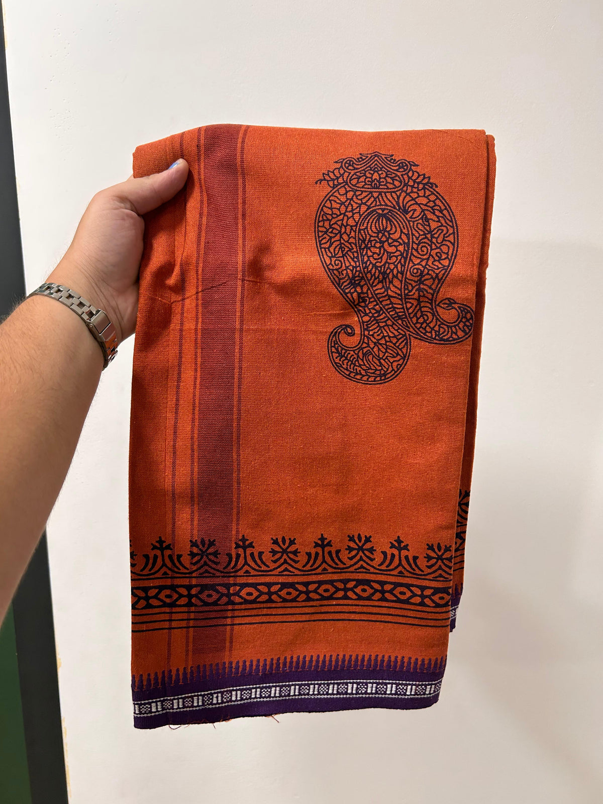 Single Kaily / Lungi - Kaitharikada - Mixed Cotton - 40s twisted - 1.5 inch Violet & Blue Printed Design Kara With Kavi Colour Body (2 meter / 4 muzham) -  8 KK8084 GAN