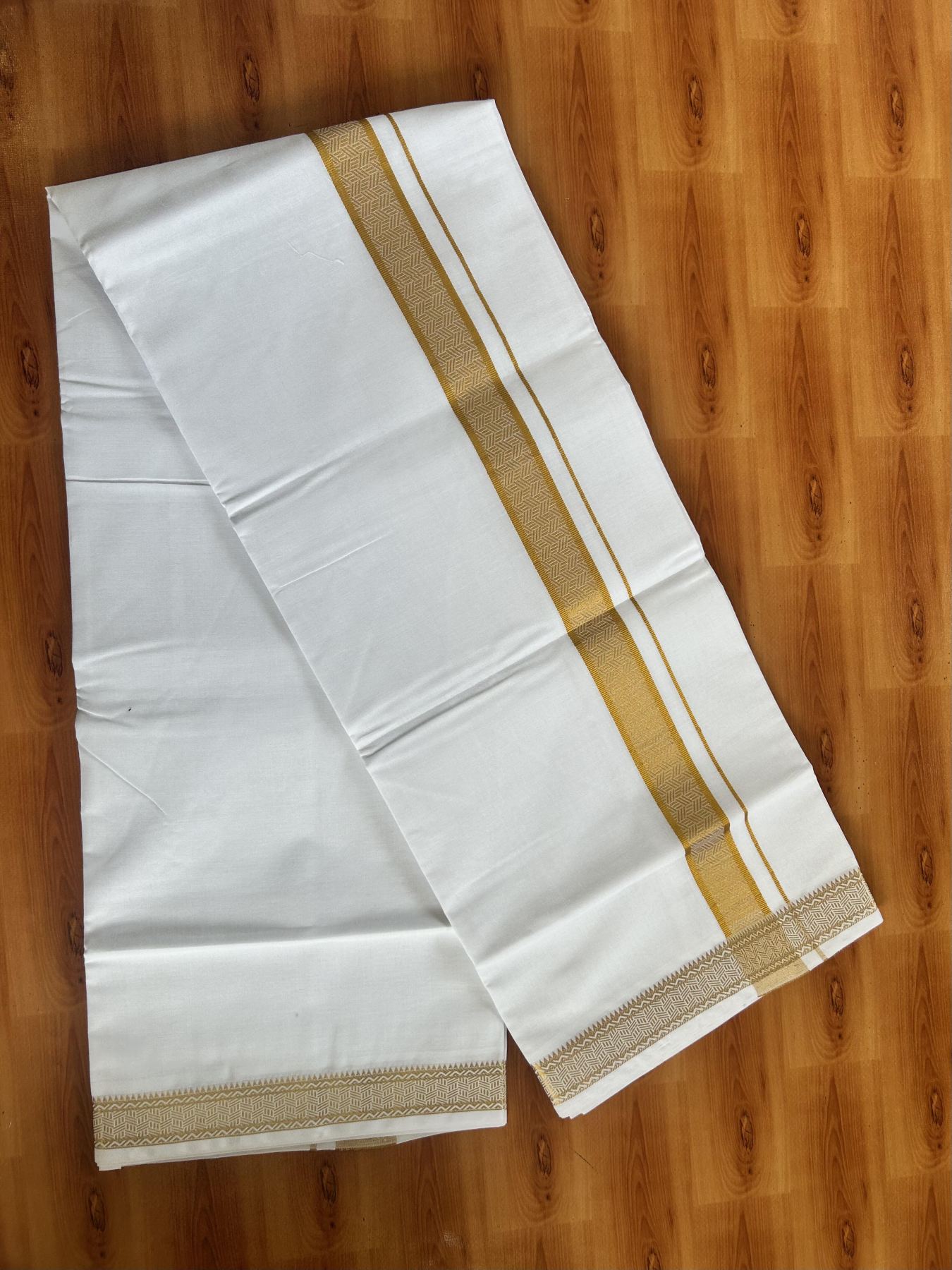 Double Pure White Mundu/Dhoti - 20% Discount!! Kaitharikada Balaramapuram Pure Cotton - 60s - 1.5 inch Gold Kasav Jacquard Design Kara 4 mtr (8.5 Muzham) - 2 KK5406 GAN