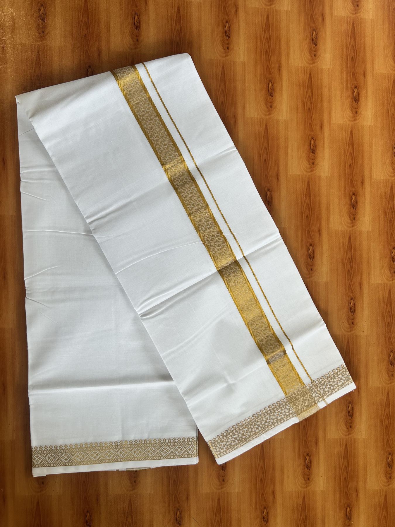 Double Pure White Mundu/Dhoti - 20% Discount!! Kaitharikada Balaramapuram Pure Cotton - 60s - 1.5 inch Gold Kasav Jacquard Design Kara 4 mtr (8.5 Muzham) - 4 KK5406 GAN
