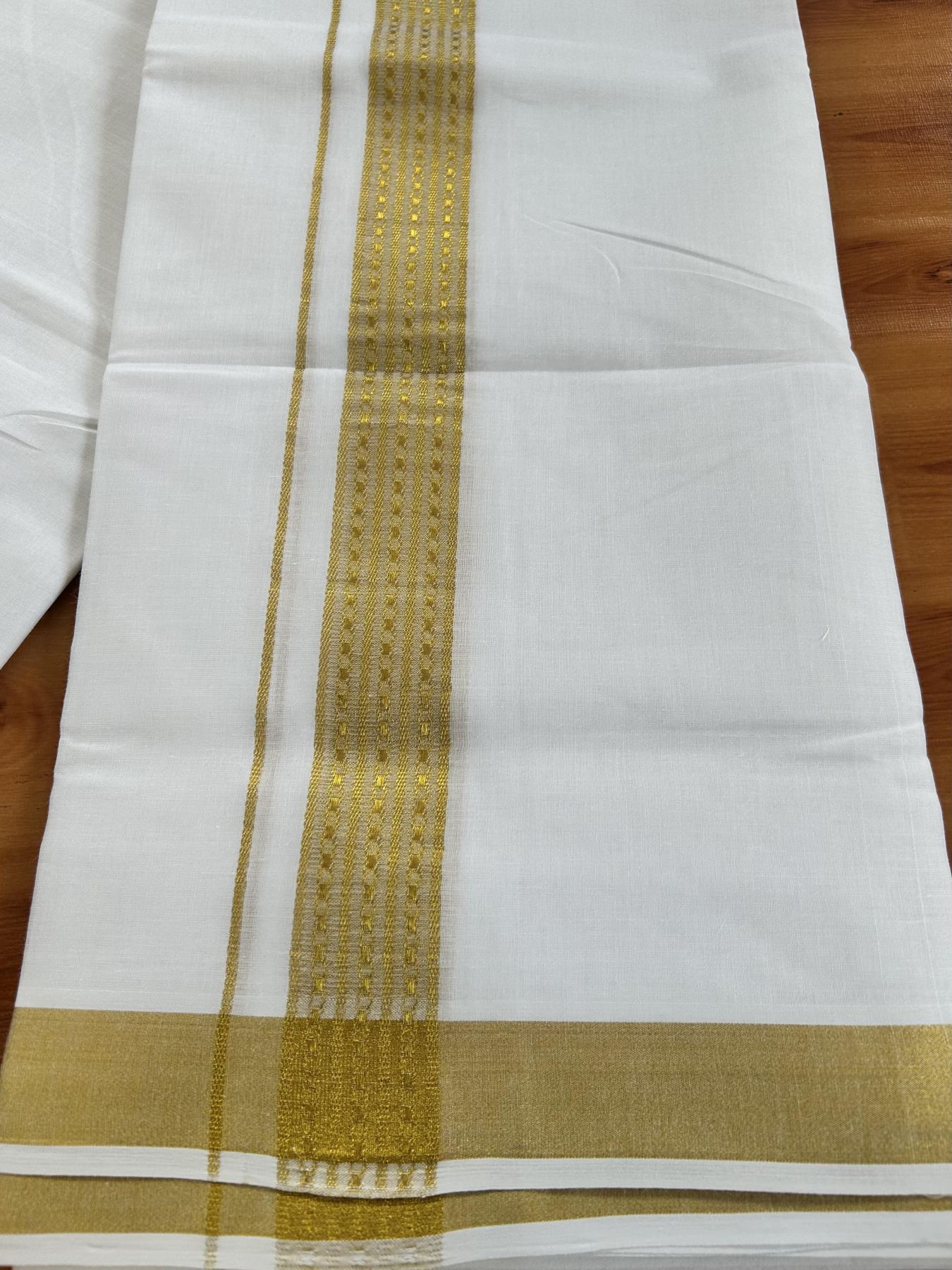 Double Pure White Mundu/Dhoti - 20% Discount!! Kaitharikada Balaramapuram Pure Cotton - 60s - 1.5 inch Gold Kasav Jacquard Design Kara 4 mtr (8.5 Muzham) - 5 KK5406 GAN