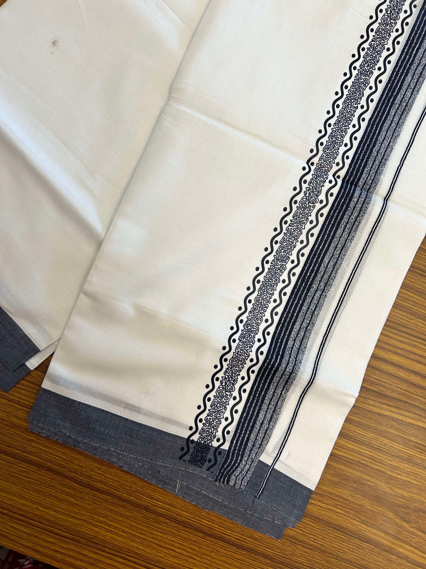 20% Discount ! KaithariKada Balaramapuram Cotton Double Pure white Mundu/Dhoti- 60s - 2.5 inch Navy Blue Printed Shaded Stripes Design Kara - 3.65 mtr (8 muzham) - 26 KK5309 GAN