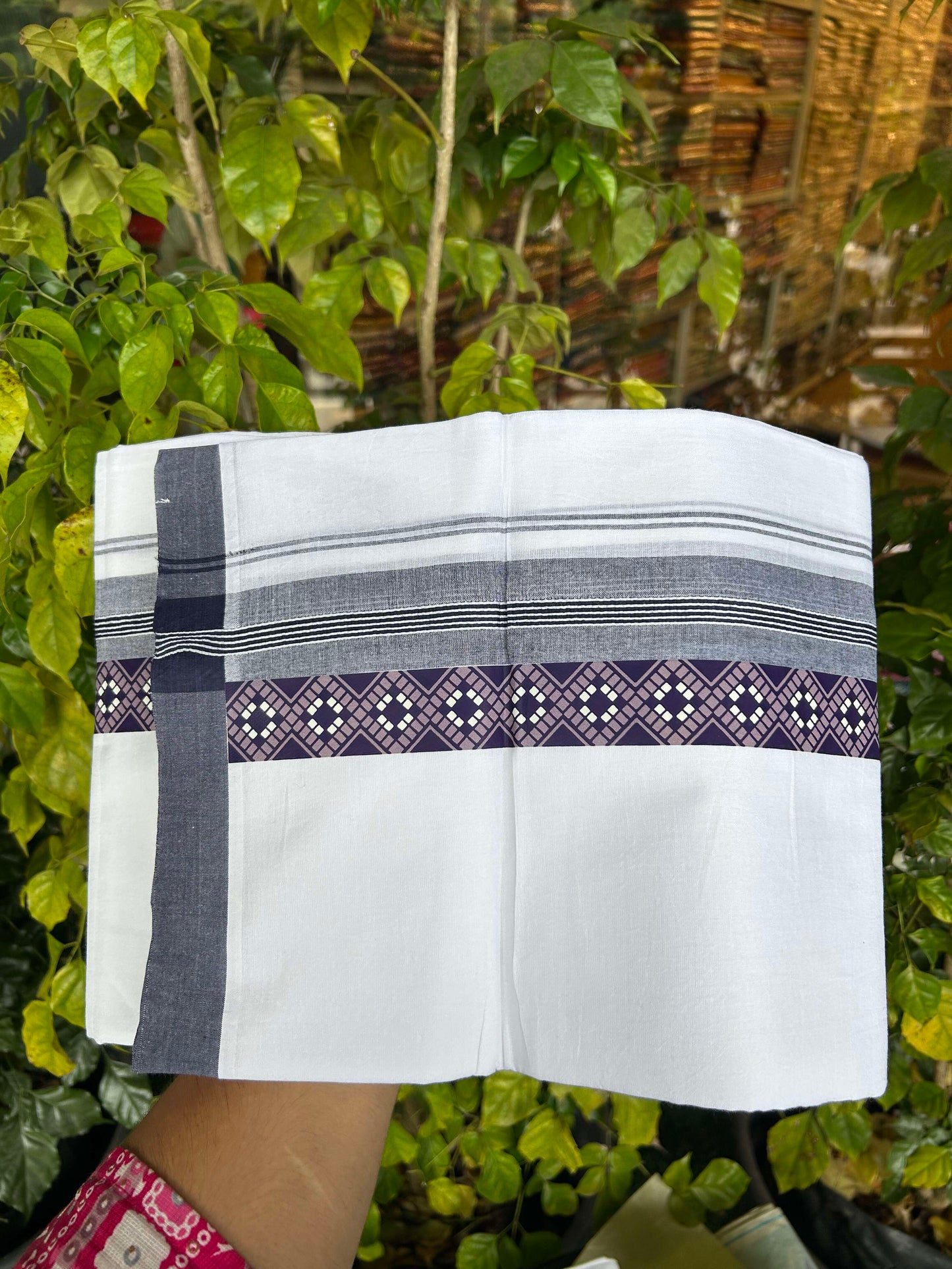 20% Discount ! KaithariKada Balaramapuram Cotton Double Pure white Mundu/Dhoti- 60s - 1.5 inch Navy Blue & Purple Printed Shaded Stripes Design Kara - 3.65 mtr (8 muzham) - 38 KK5309 GAN